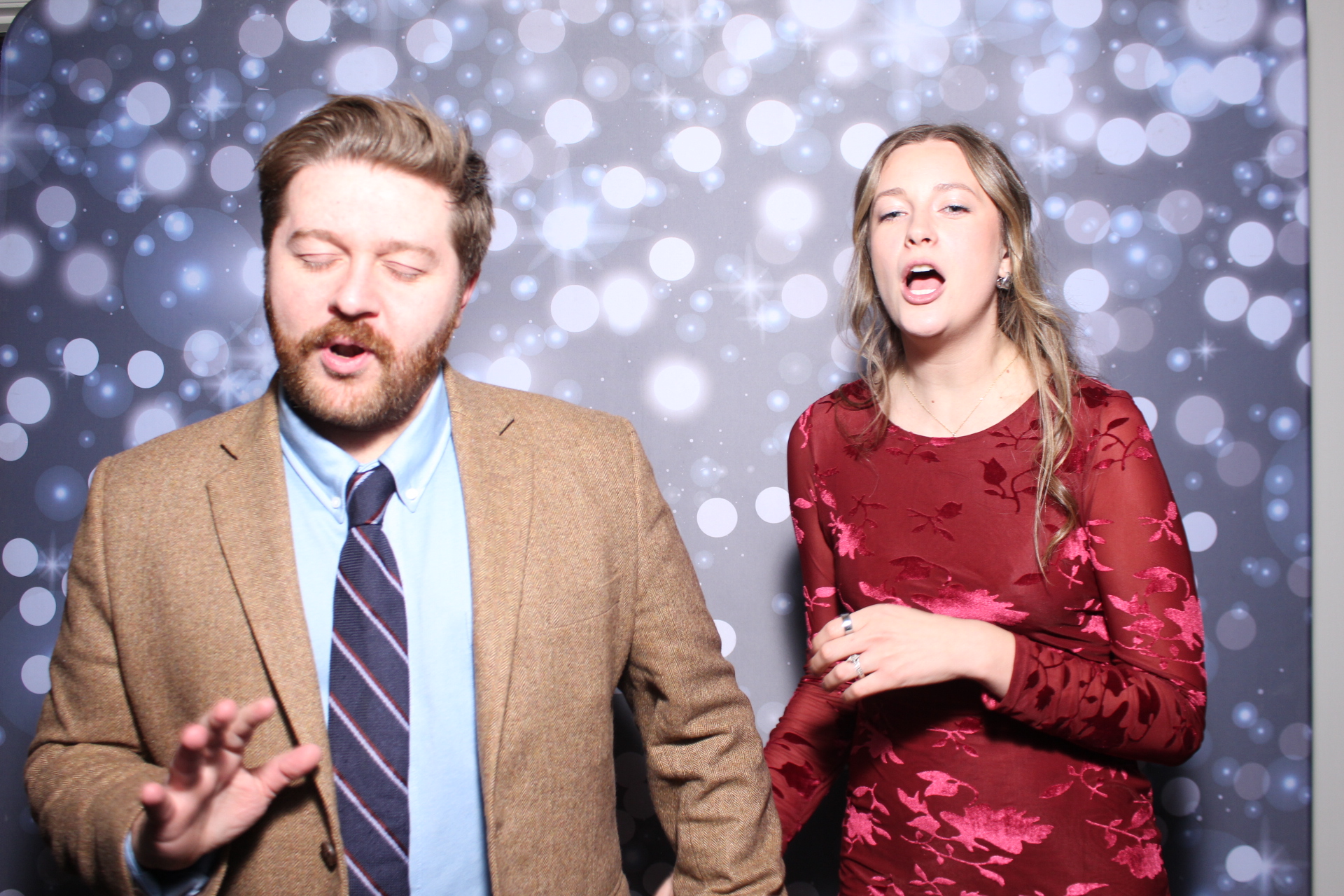 SEI Holiday Party | View more photos from the event at gallery.photoboothcincy.com/u/PhotoBoothCincy/SEI-Holiday-Party-0