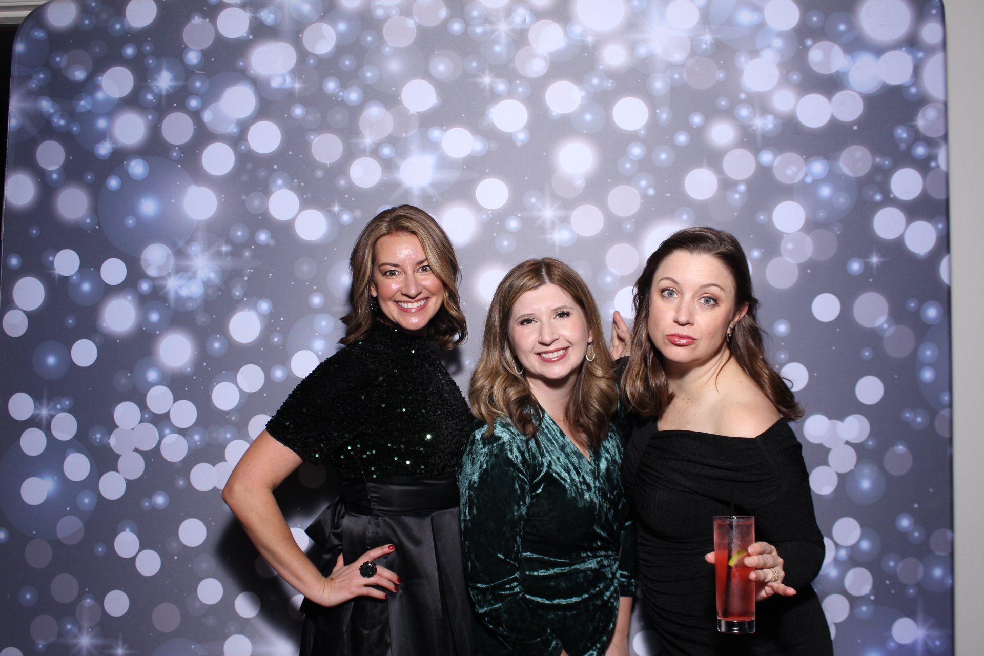 SEI Holiday Party | View more photos from the event at gallery.photoboothcincy.com/u/PhotoBoothCincy/SEI-Holiday-Party-0