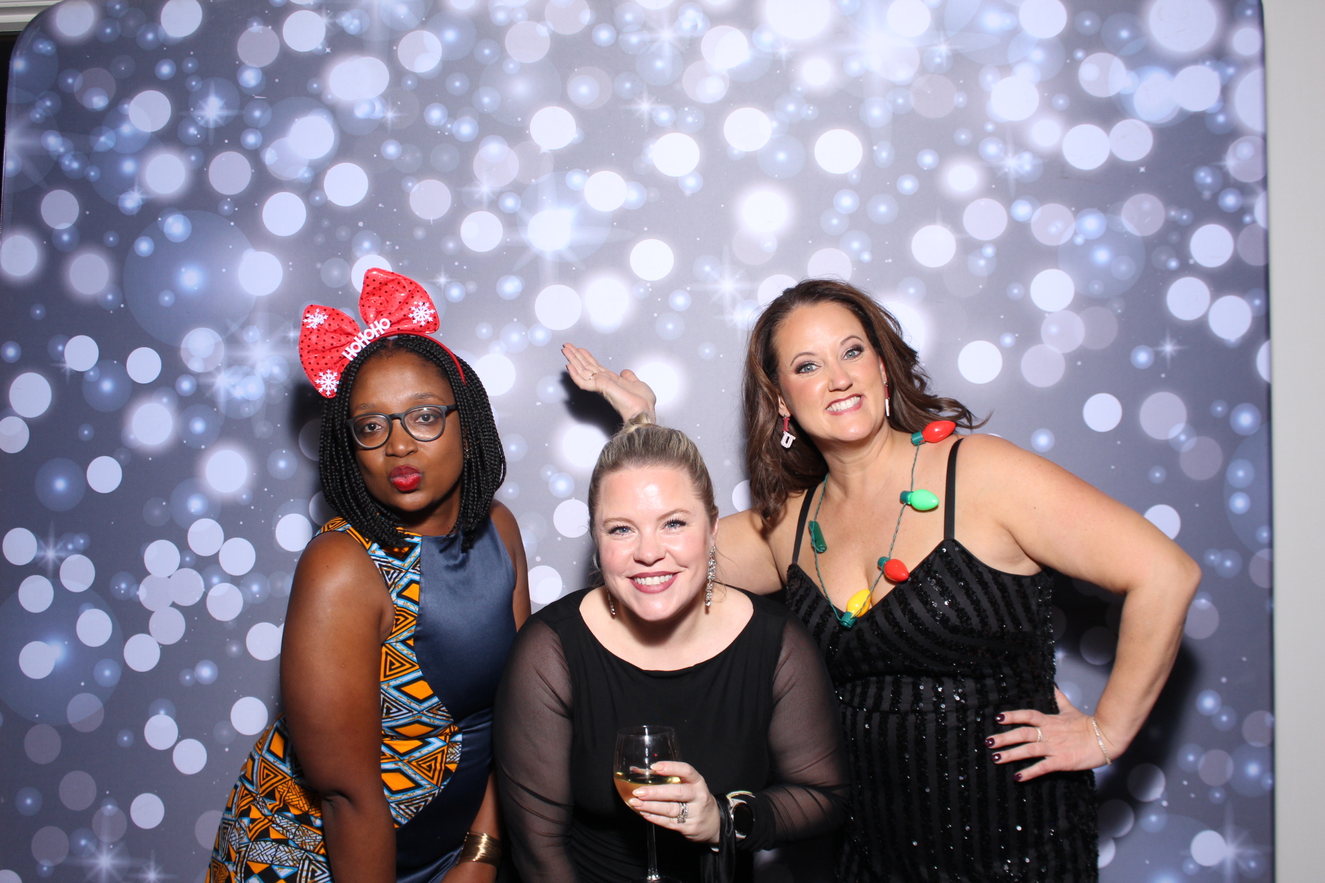 SEI Holiday Party | View more photos from the event at gallery.photoboothcincy.com/u/PhotoBoothCincy/SEI-Holiday-Party-0