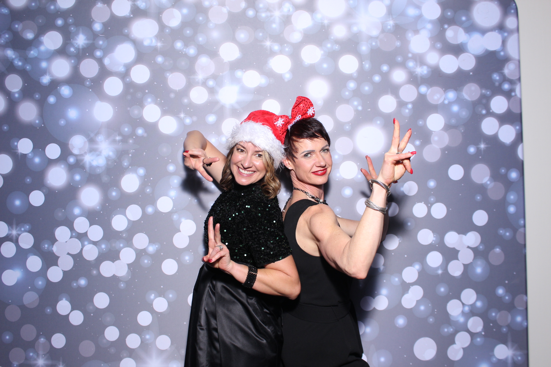 SEI Holiday Party | View more photos from the event at gallery.photoboothcincy.com/u/PhotoBoothCincy/SEI-Holiday-Party-0