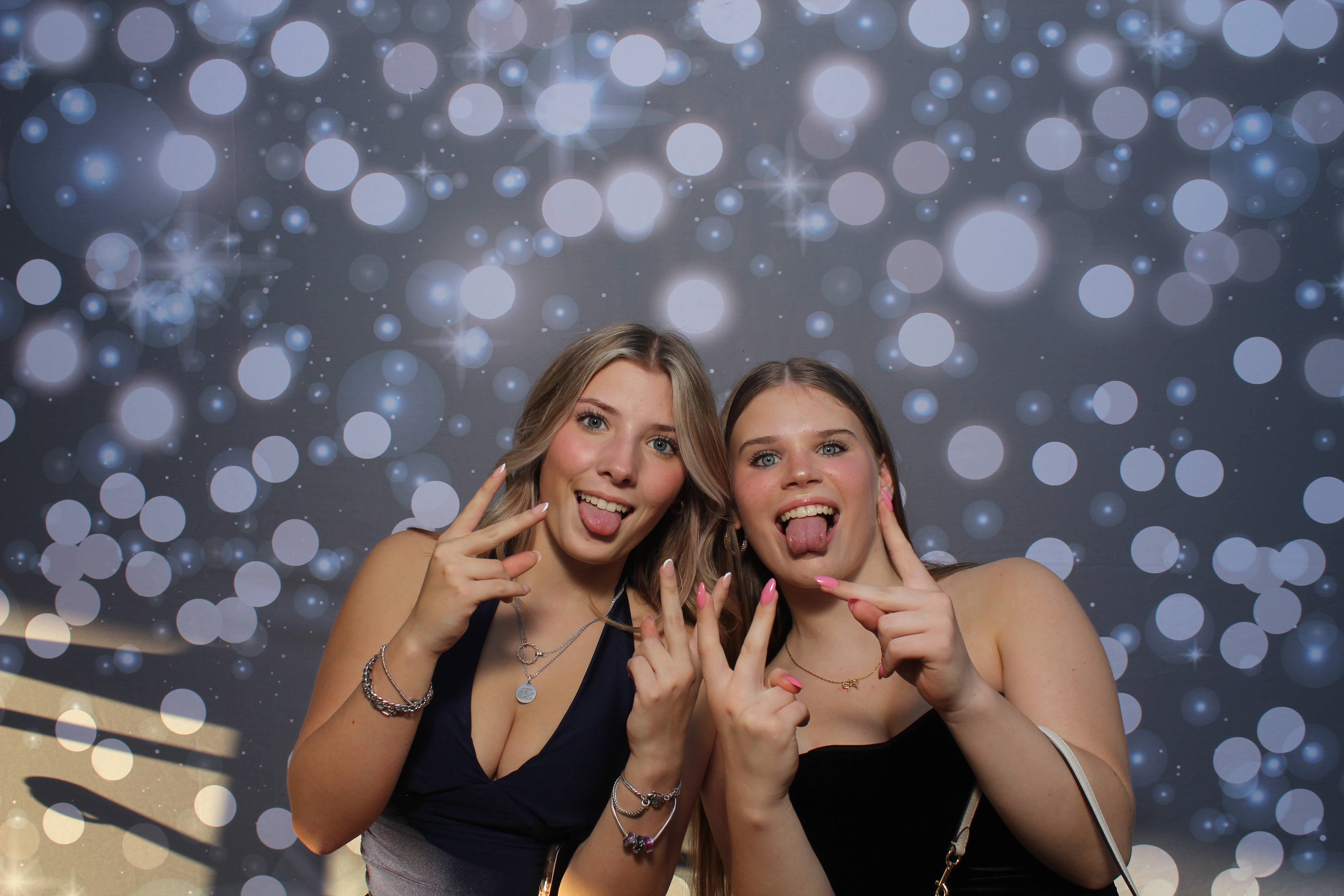 SHDHS HOCO 2025 | View more photos from the event at gallery.photoboothcincy.com/u/PhotoBoothCincy/SHDHS-HOCO-2025