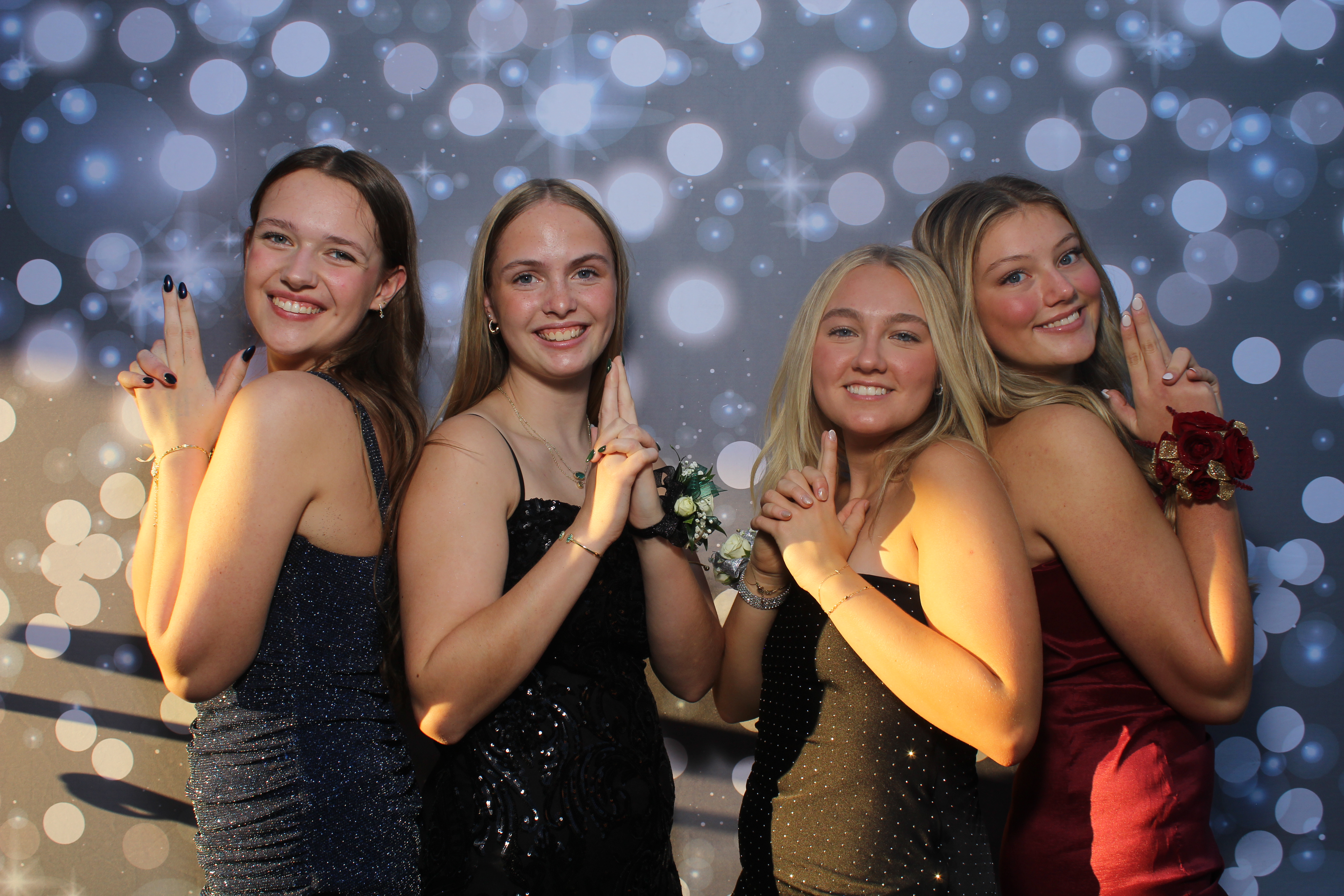 SHDHS HOCO 2025 | View more photos from the event at gallery.photoboothcincy.com/u/PhotoBoothCincy/SHDHS-HOCO-2025
