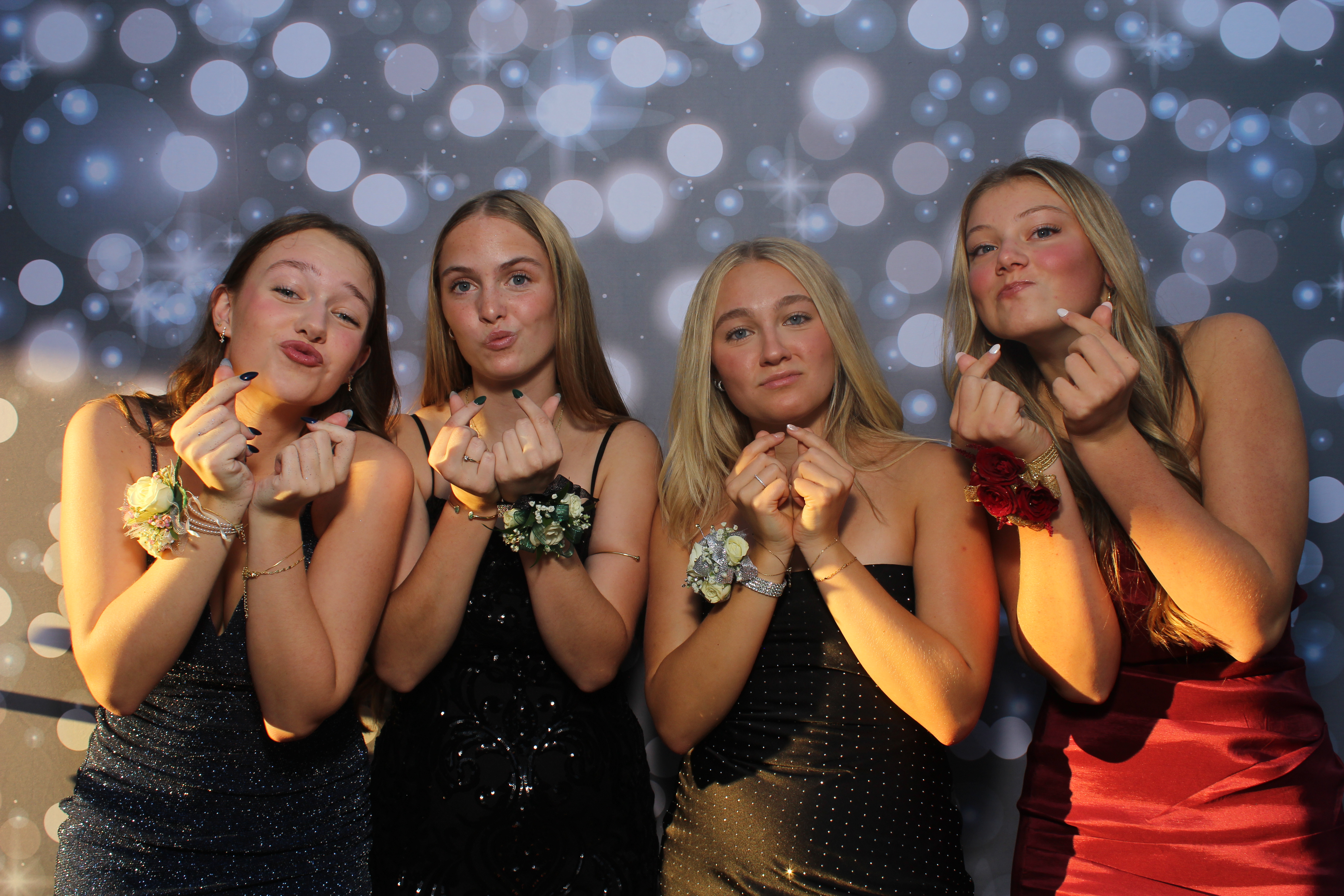 SHDHS HOCO 2025 | View more photos from the event at gallery.photoboothcincy.com/u/PhotoBoothCincy/SHDHS-HOCO-2025