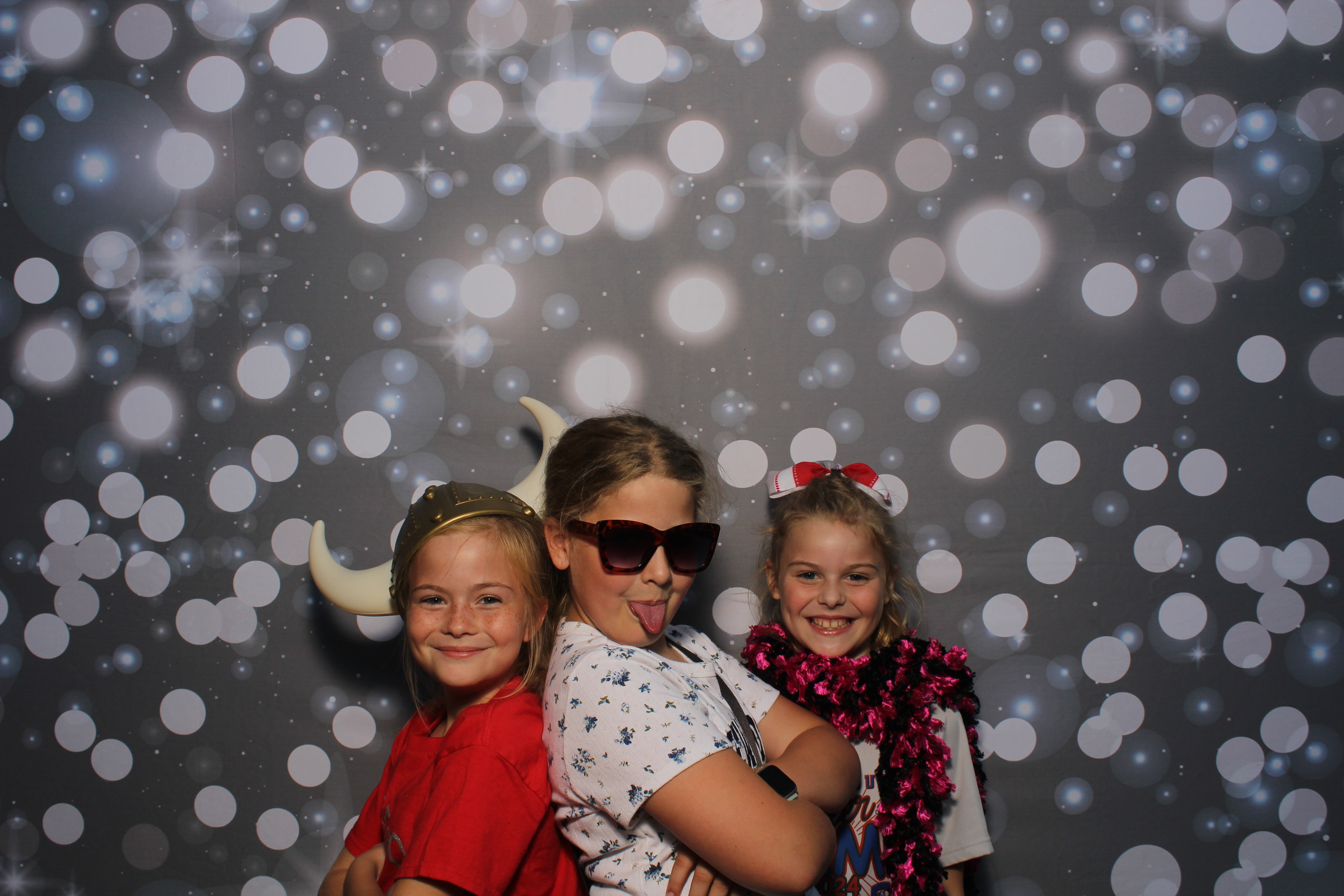 SHDHS HOCO 2025 | View more photos from the event at gallery.photoboothcincy.com/u/PhotoBoothCincy/SHDHS-HOCO-2025