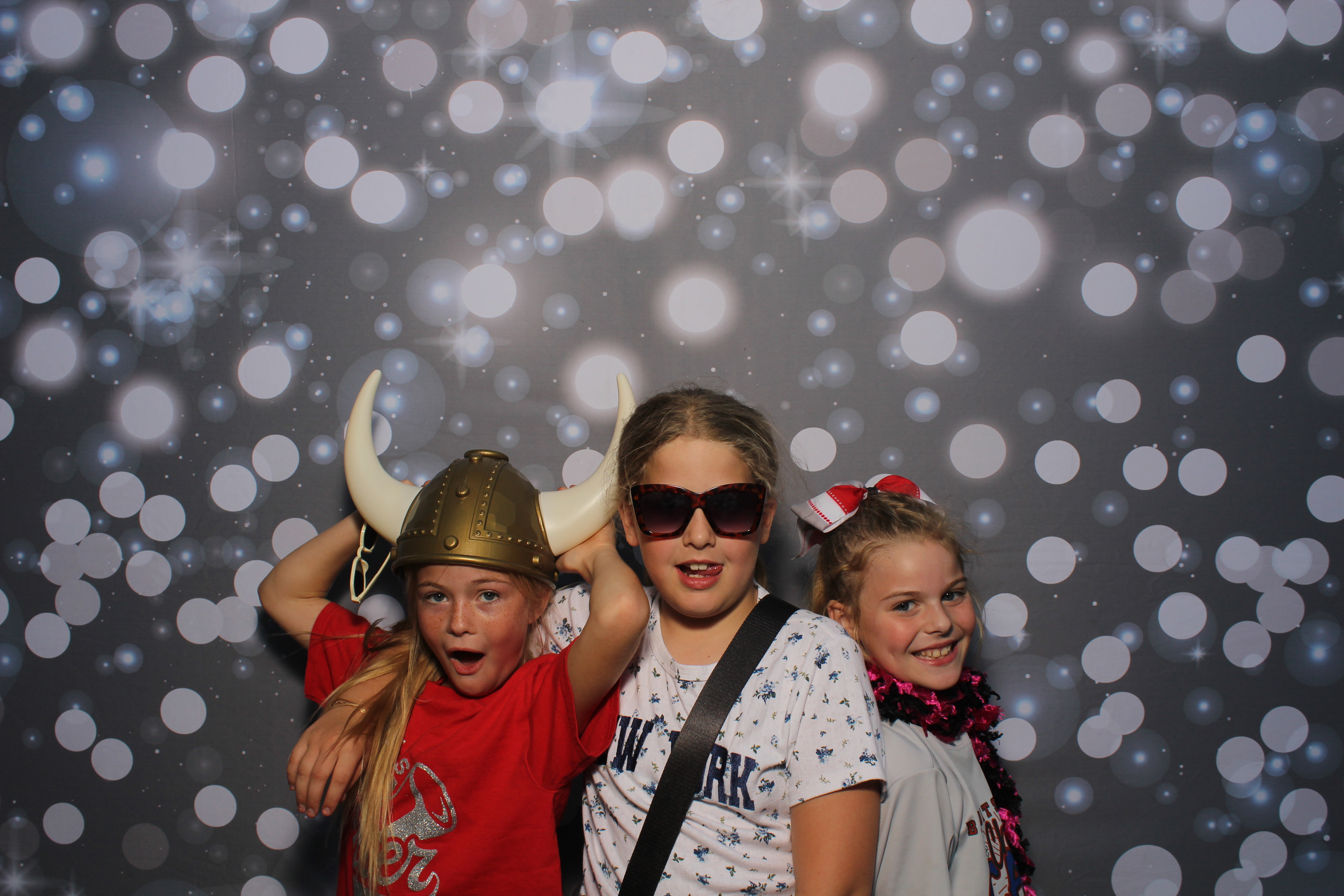SHDHS HOCO 2025 | View more photos from the event at gallery.photoboothcincy.com/u/PhotoBoothCincy/SHDHS-HOCO-2025
