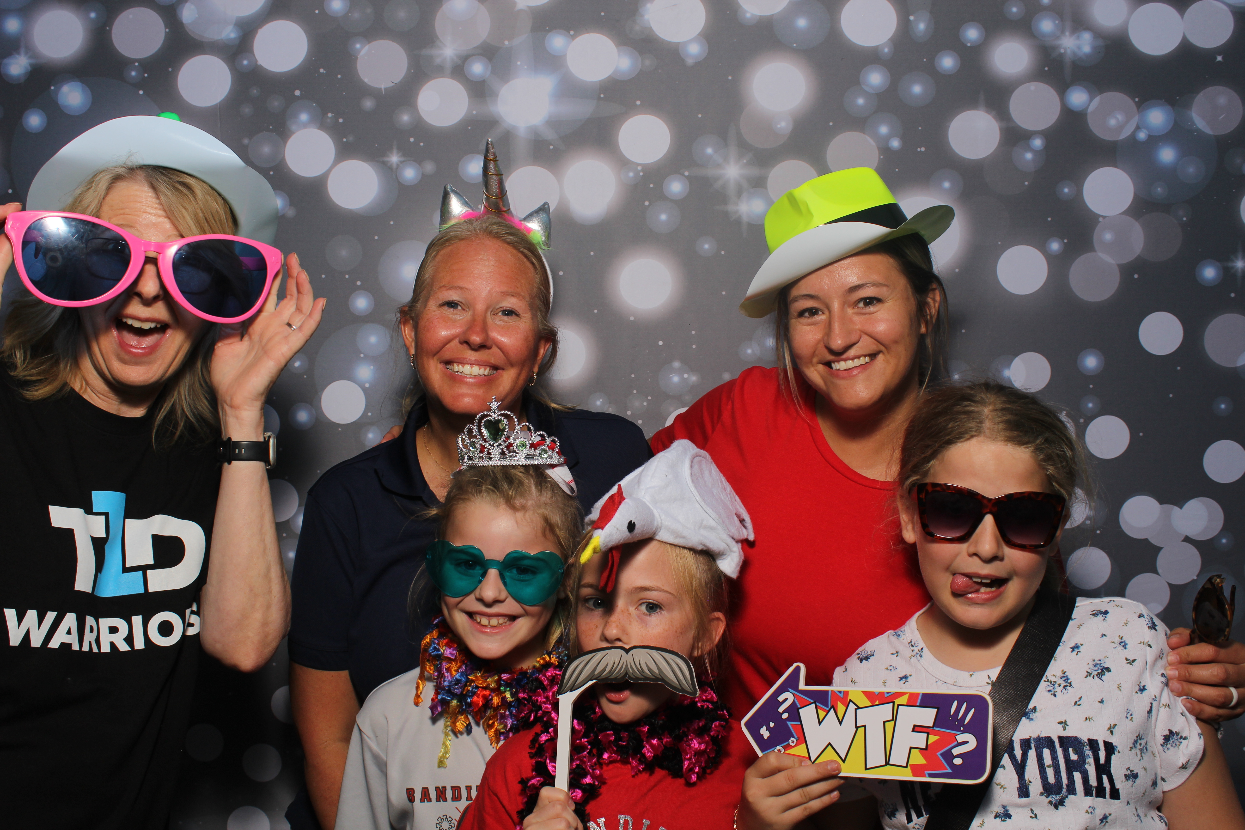 SHDHS HOCO 2025 | View more photos from the event at gallery.photoboothcincy.com/u/PhotoBoothCincy/SHDHS-HOCO-2025