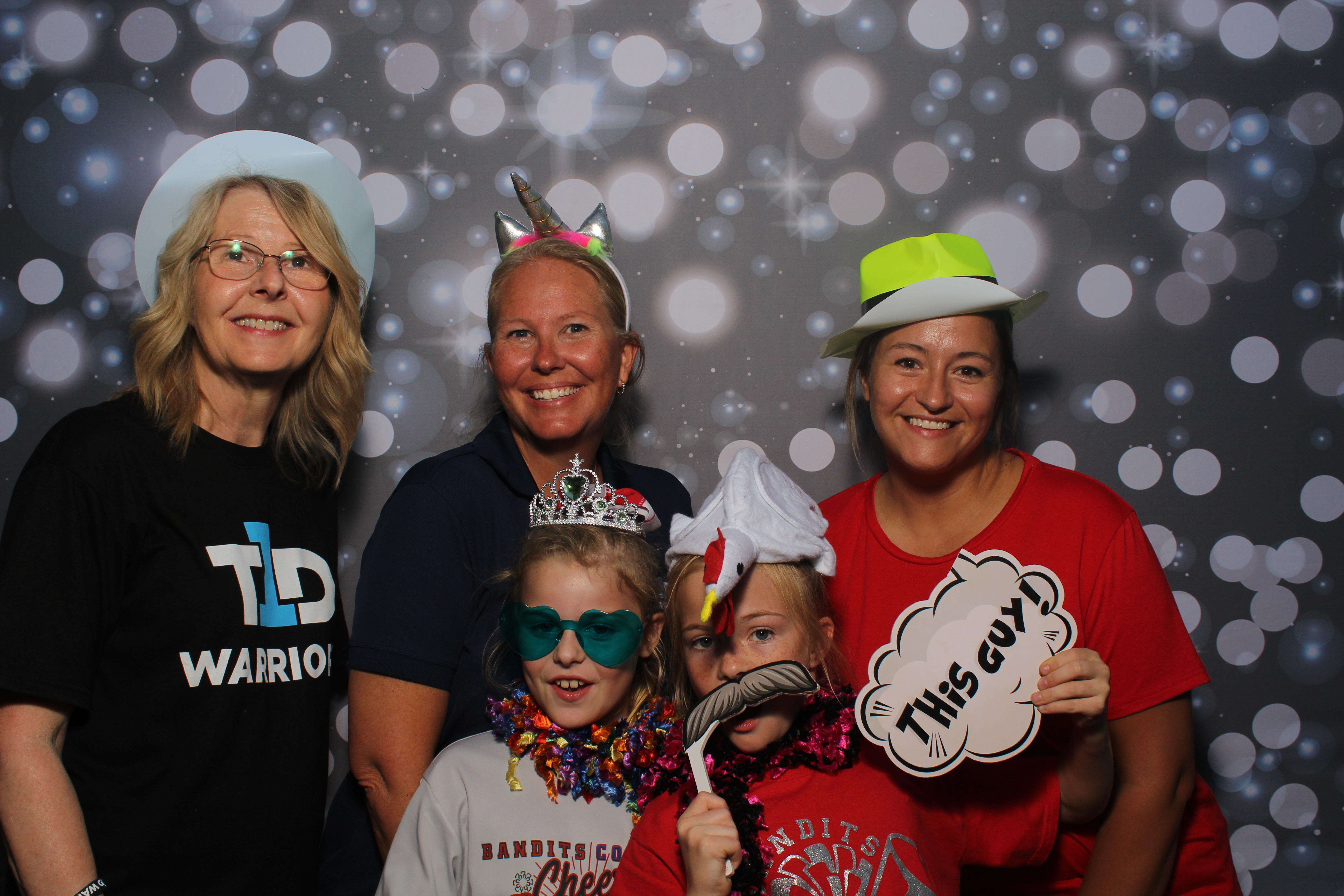 SHDHS HOCO 2025 | View more photos from the event at gallery.photoboothcincy.com/u/PhotoBoothCincy/SHDHS-HOCO-2025