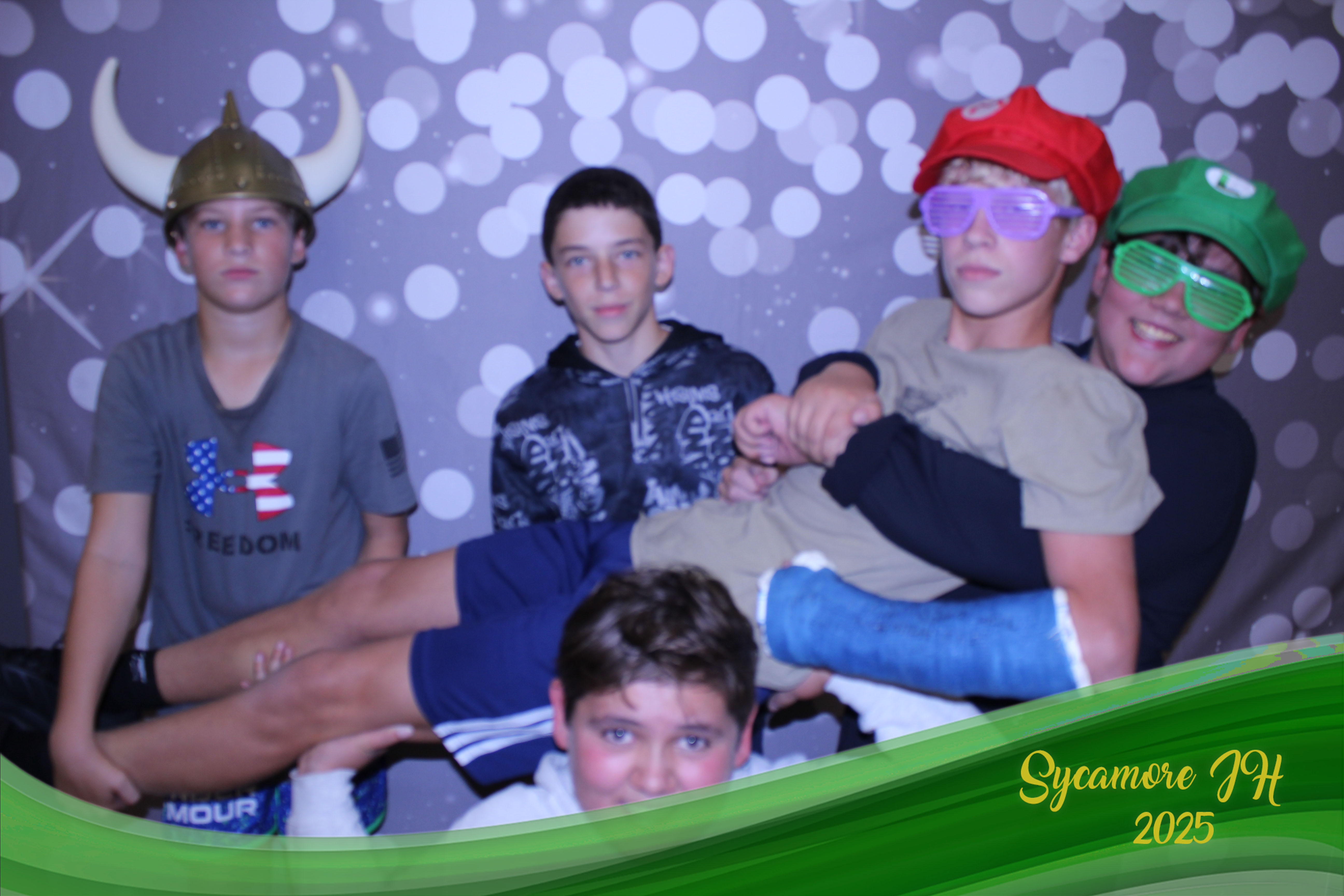 SJHS Fundraiser | View more photos from the event at gallery.photoboothcincy.com/u/PhotoBoothCincy/SJHS-Fundraiser