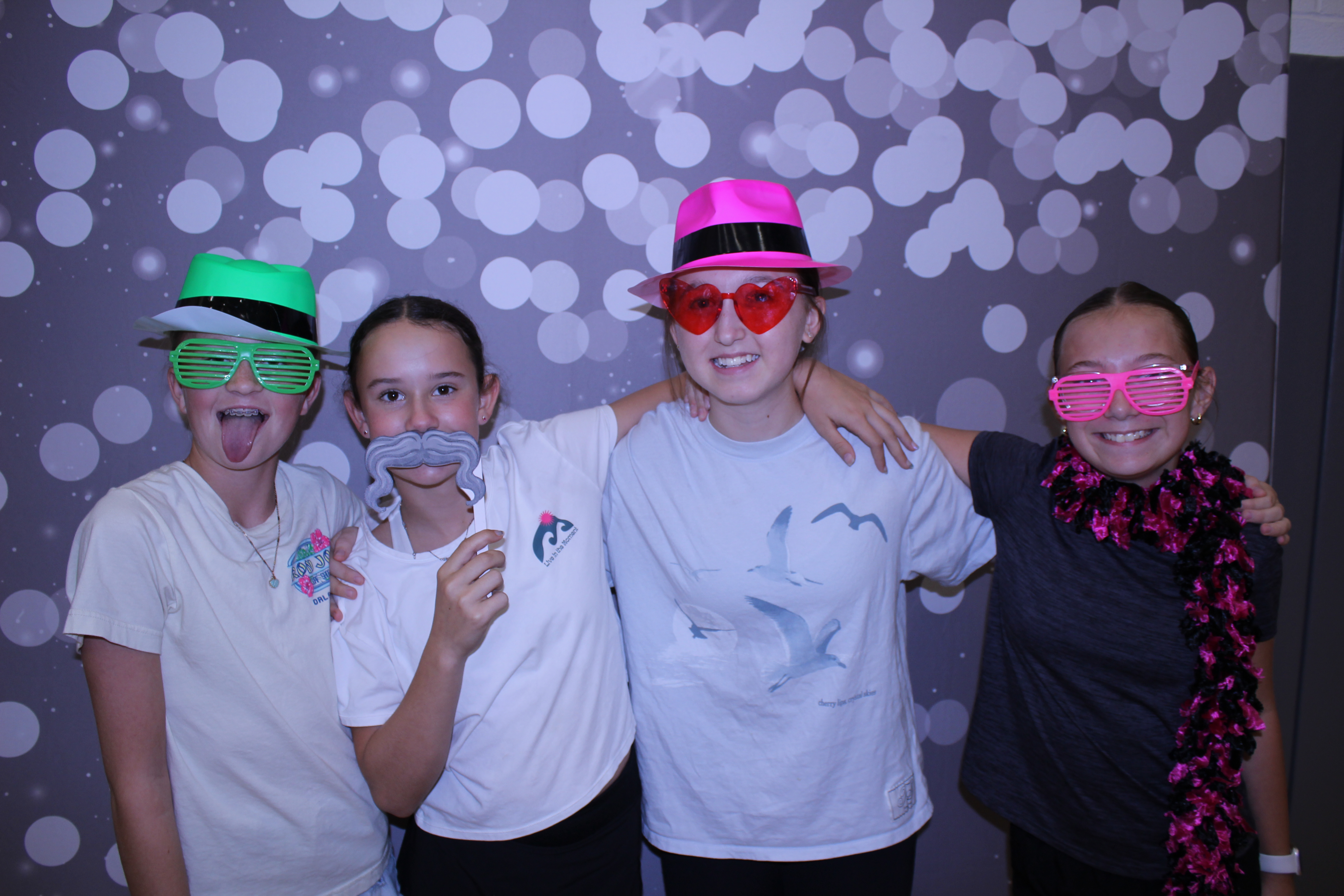 SJHS Fundraiser | View more photos from the event at gallery.photoboothcincy.com/u/PhotoBoothCincy/SJHS-Fundraiser