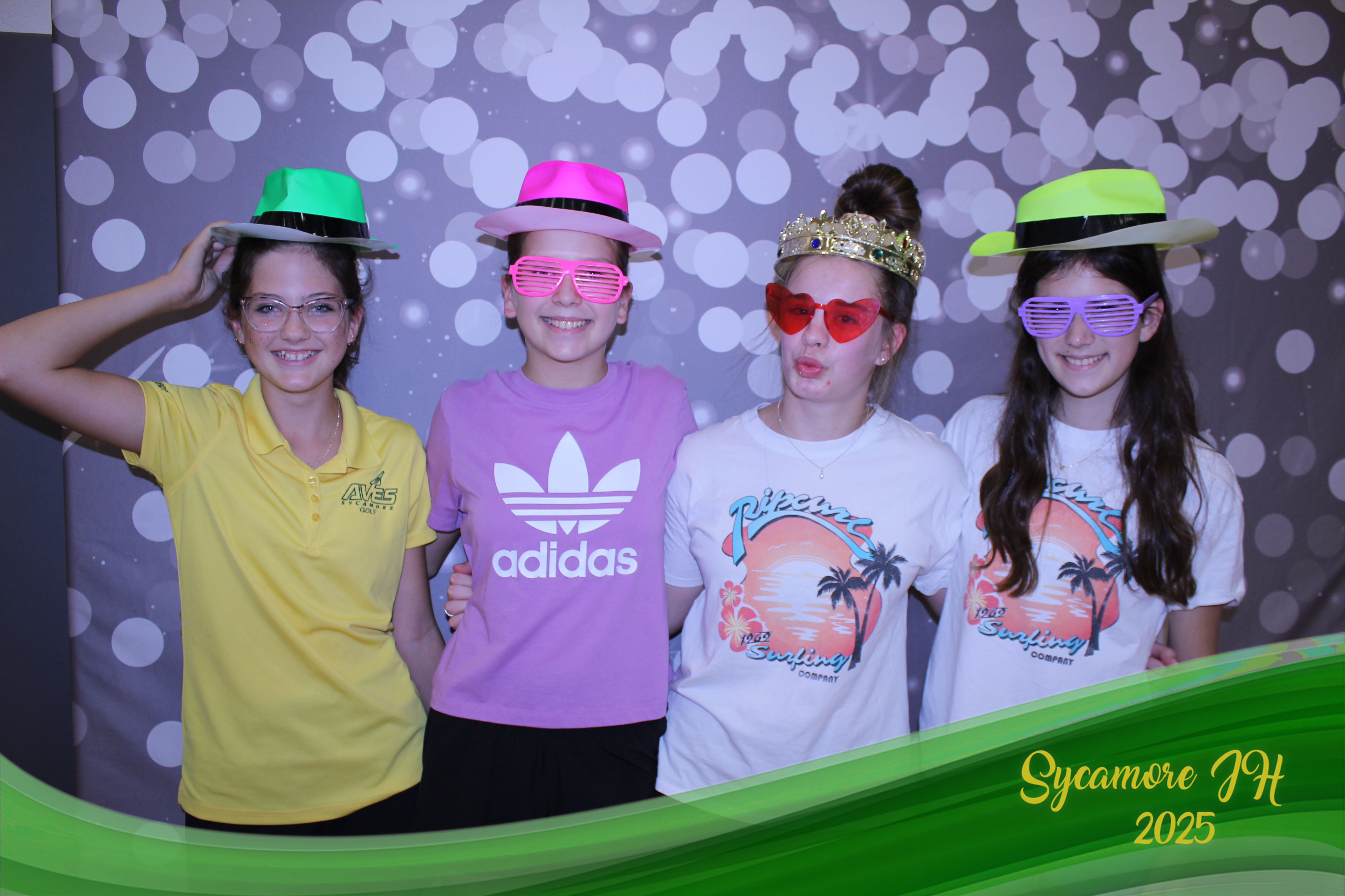 SJHS Fundraiser | View more photos from the event at gallery.photoboothcincy.com/u/PhotoBoothCincy/SJHS-Fundraiser