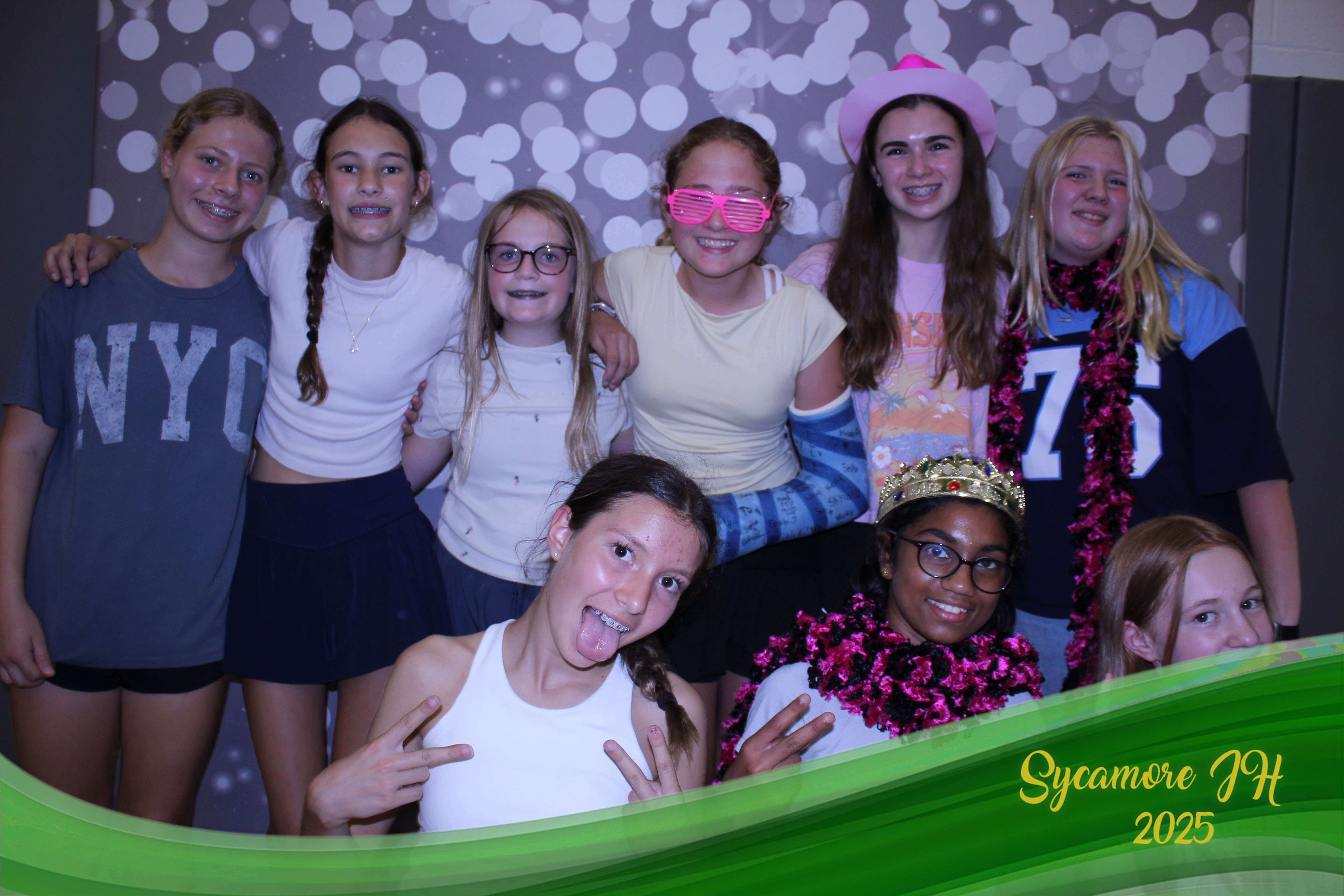 SJHS Fundraiser | View more photos from the event at gallery.photoboothcincy.com/u/PhotoBoothCincy/SJHS-Fundraiser