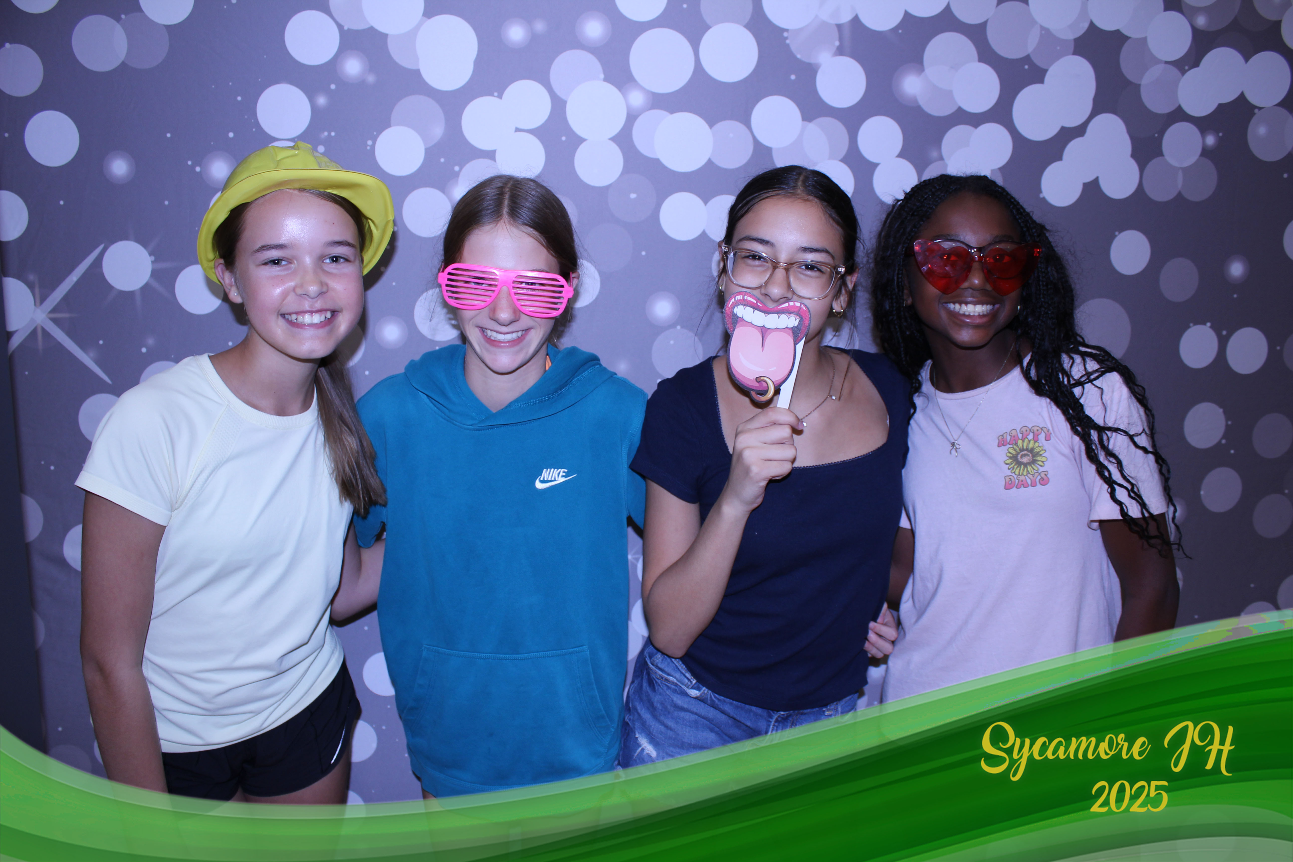 SJHS Fundraiser | View more photos from the event at gallery.photoboothcincy.com/u/PhotoBoothCincy/SJHS-Fundraiser