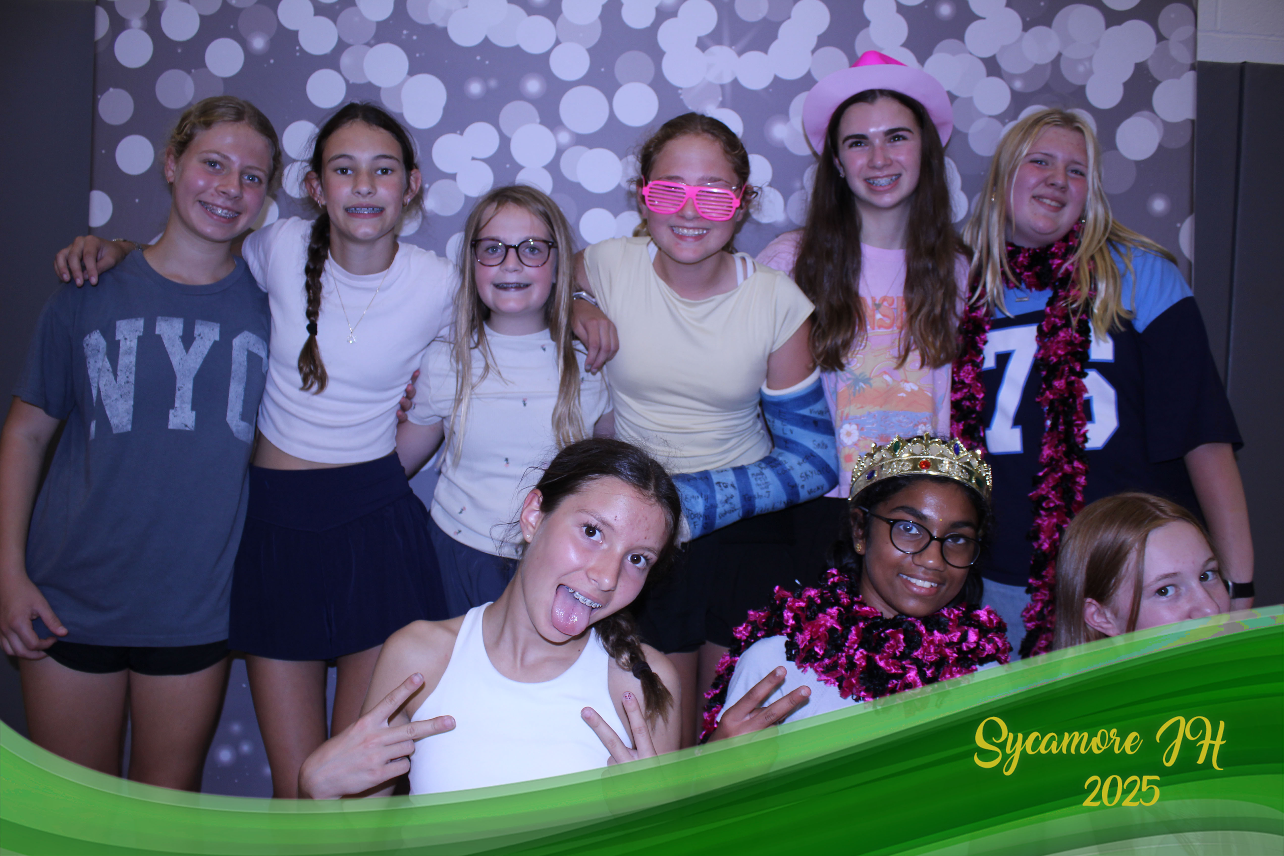 SJHS Fundraiser | View more photos from the event at gallery.photoboothcincy.com/u/PhotoBoothCincy/SJHS-Fundraiser