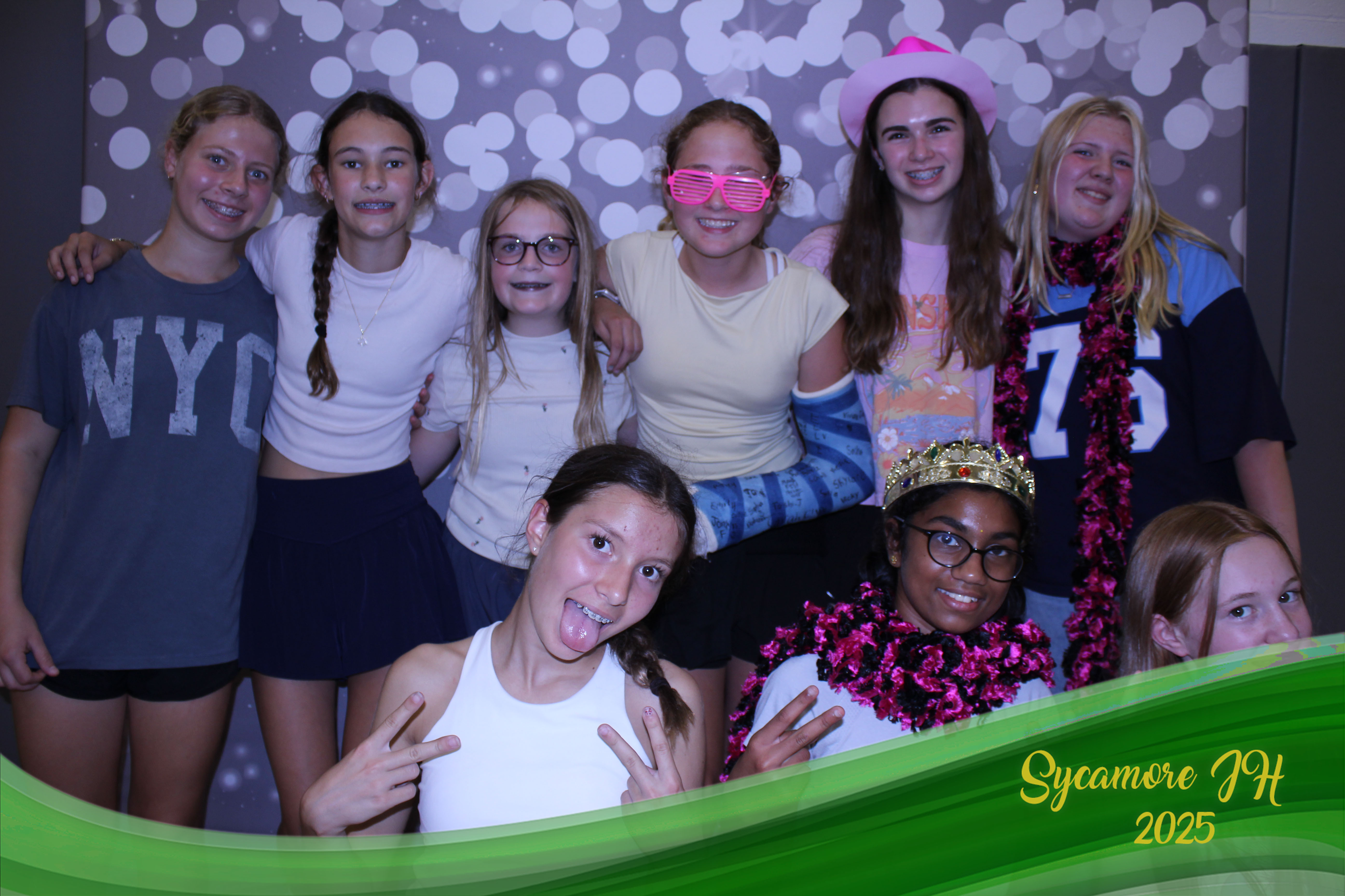 SJHS Fundraiser | View more photos from the event at gallery.photoboothcincy.com/u/PhotoBoothCincy/SJHS-Fundraiser