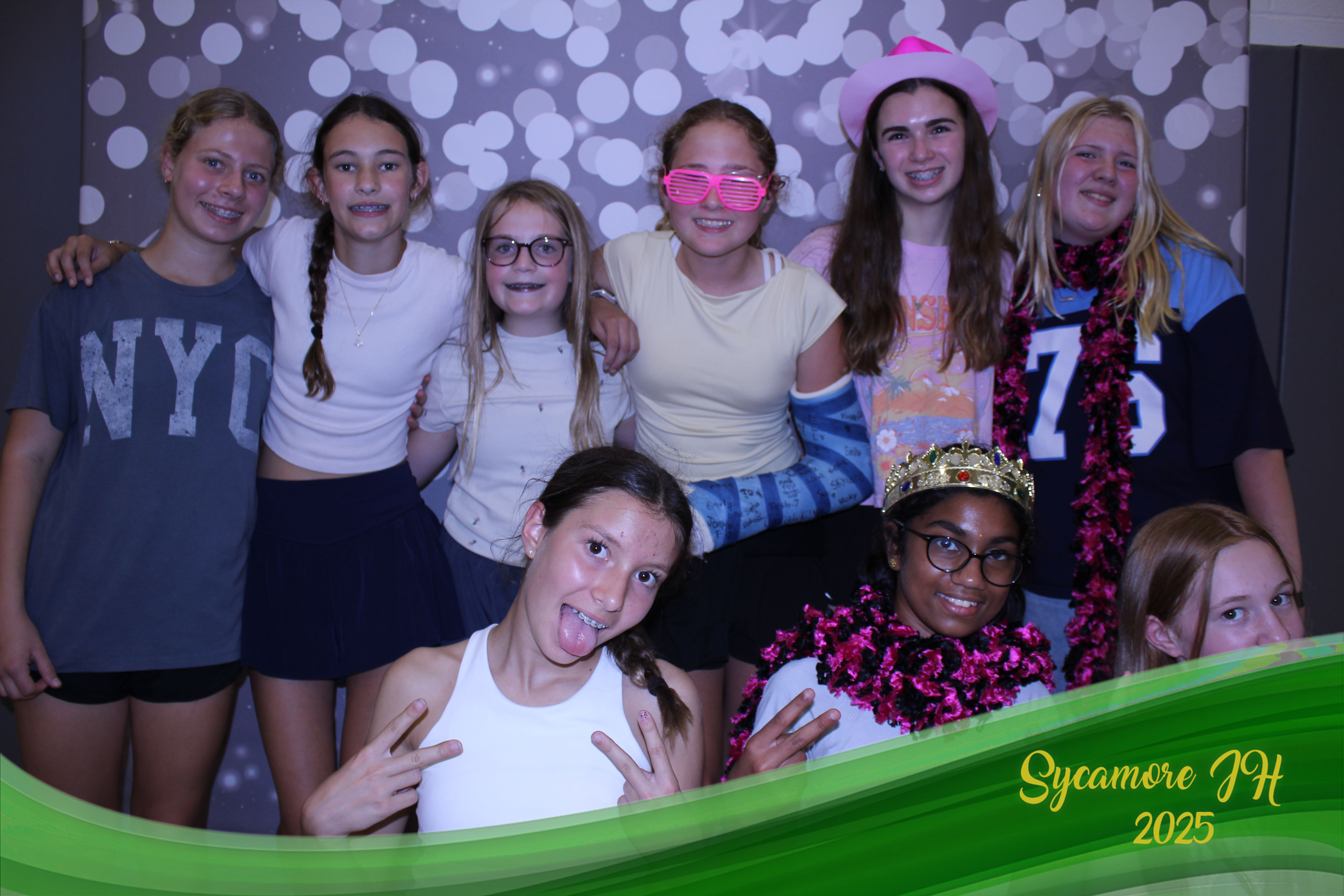 SJHS Fundraiser | View more photos from the event at gallery.photoboothcincy.com/u/PhotoBoothCincy/SJHS-Fundraiser