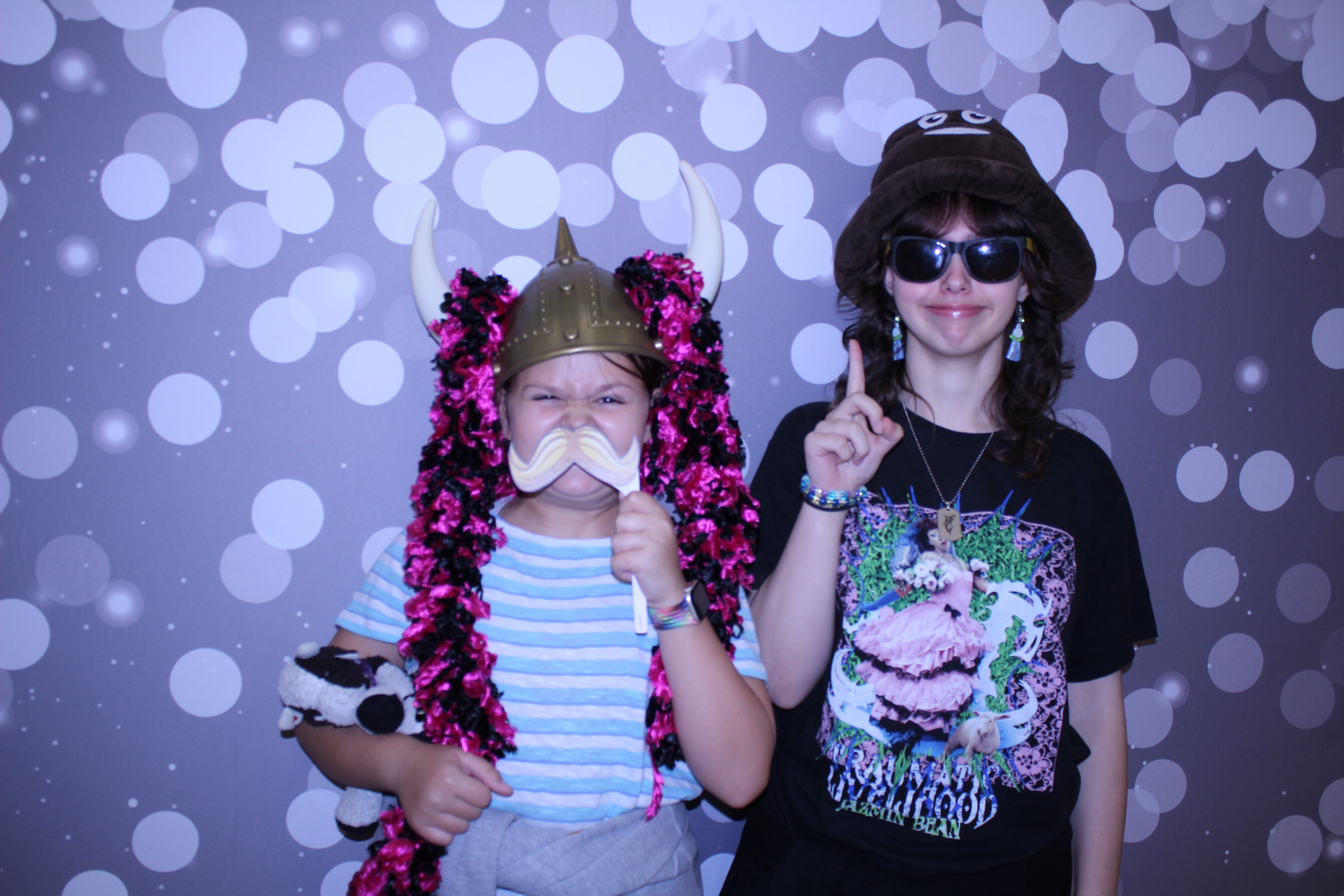 SJHS Fundraiser | View more photos from the event at gallery.photoboothcincy.com/u/PhotoBoothCincy/SJHS-Fundraiser