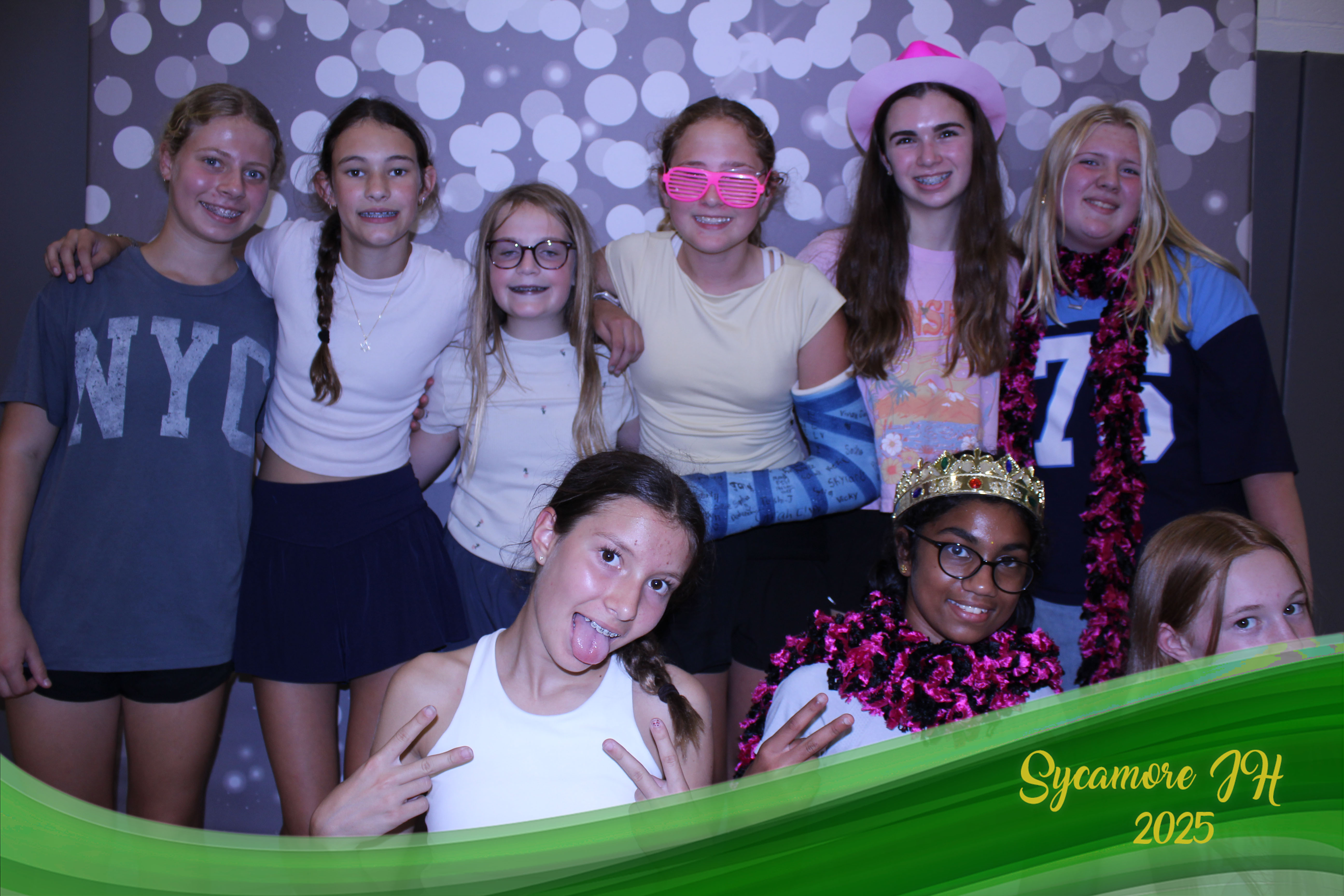 SJHS Fundraiser | View more photos from the event at gallery.photoboothcincy.com/u/PhotoBoothCincy/SJHS-Fundraiser