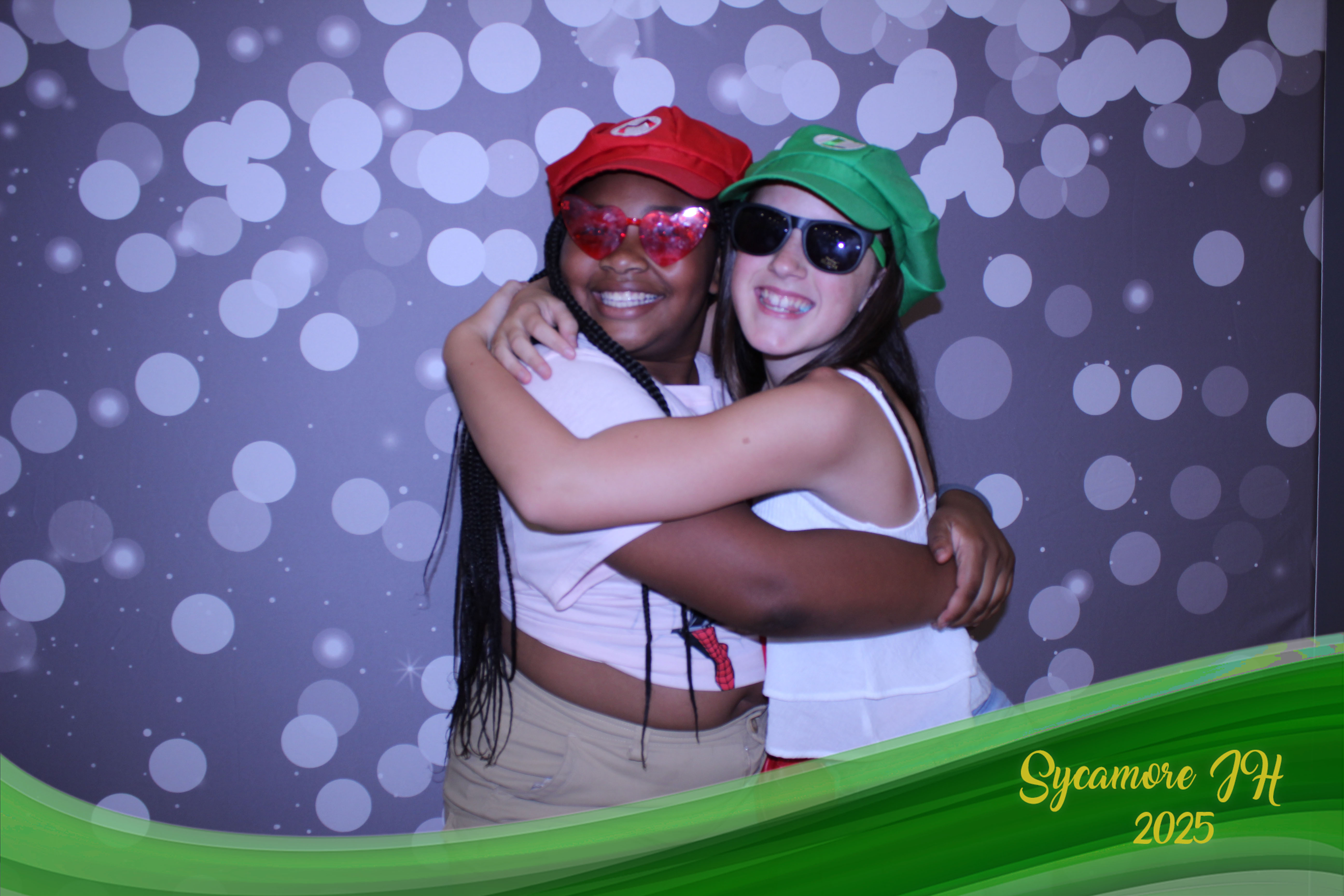 SJHS Fundraiser | View more photos from the event at gallery.photoboothcincy.com/u/PhotoBoothCincy/SJHS-Fundraiser