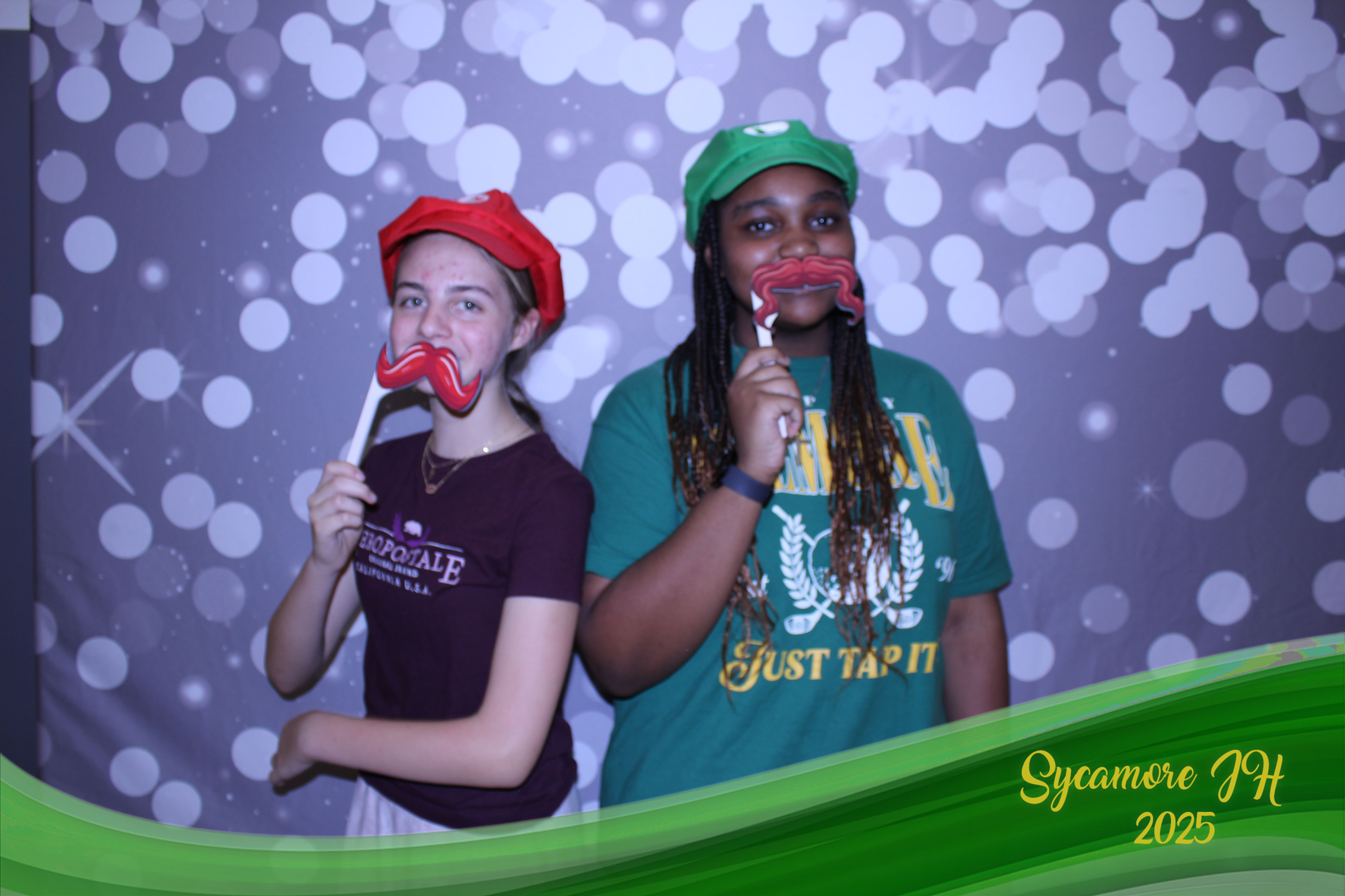 SJHS Fundraiser | View more photos from the event at gallery.photoboothcincy.com/u/PhotoBoothCincy/SJHS-Fundraiser