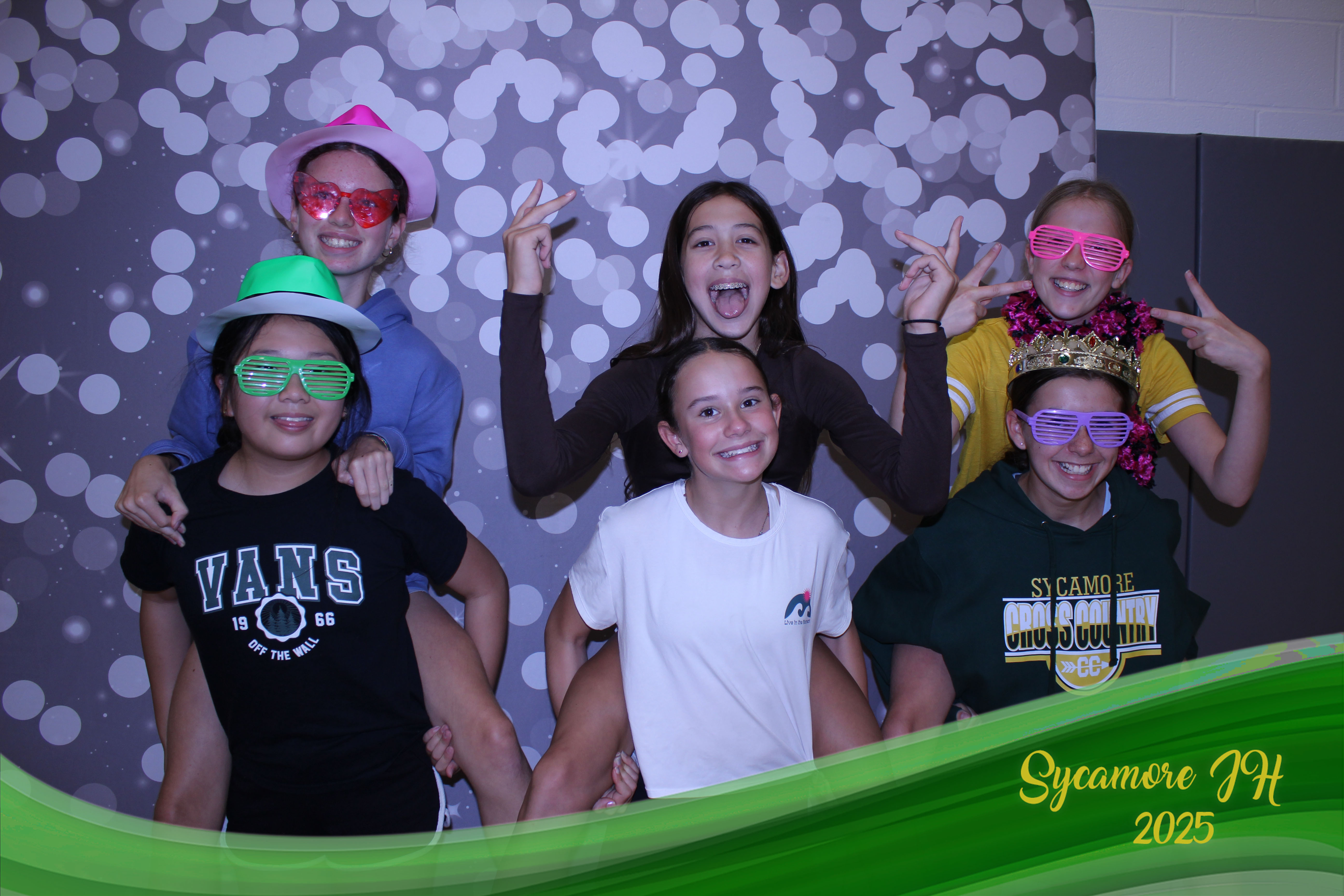 SJHS Fundraiser | View more photos from the event at gallery.photoboothcincy.com/u/PhotoBoothCincy/SJHS-Fundraiser