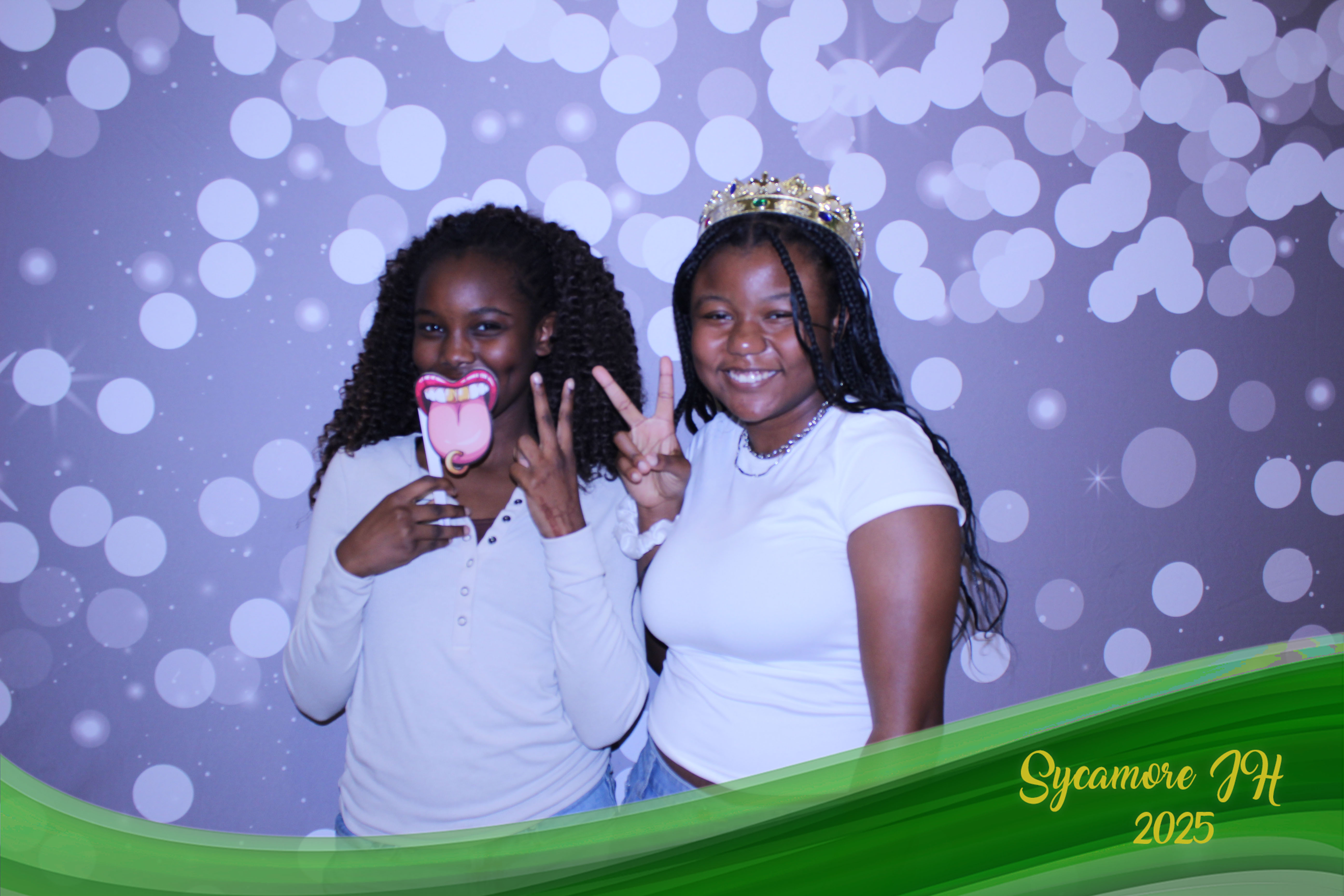 SJHS Fundraiser | View more photos from the event at gallery.photoboothcincy.com/u/PhotoBoothCincy/SJHS-Fundraiser