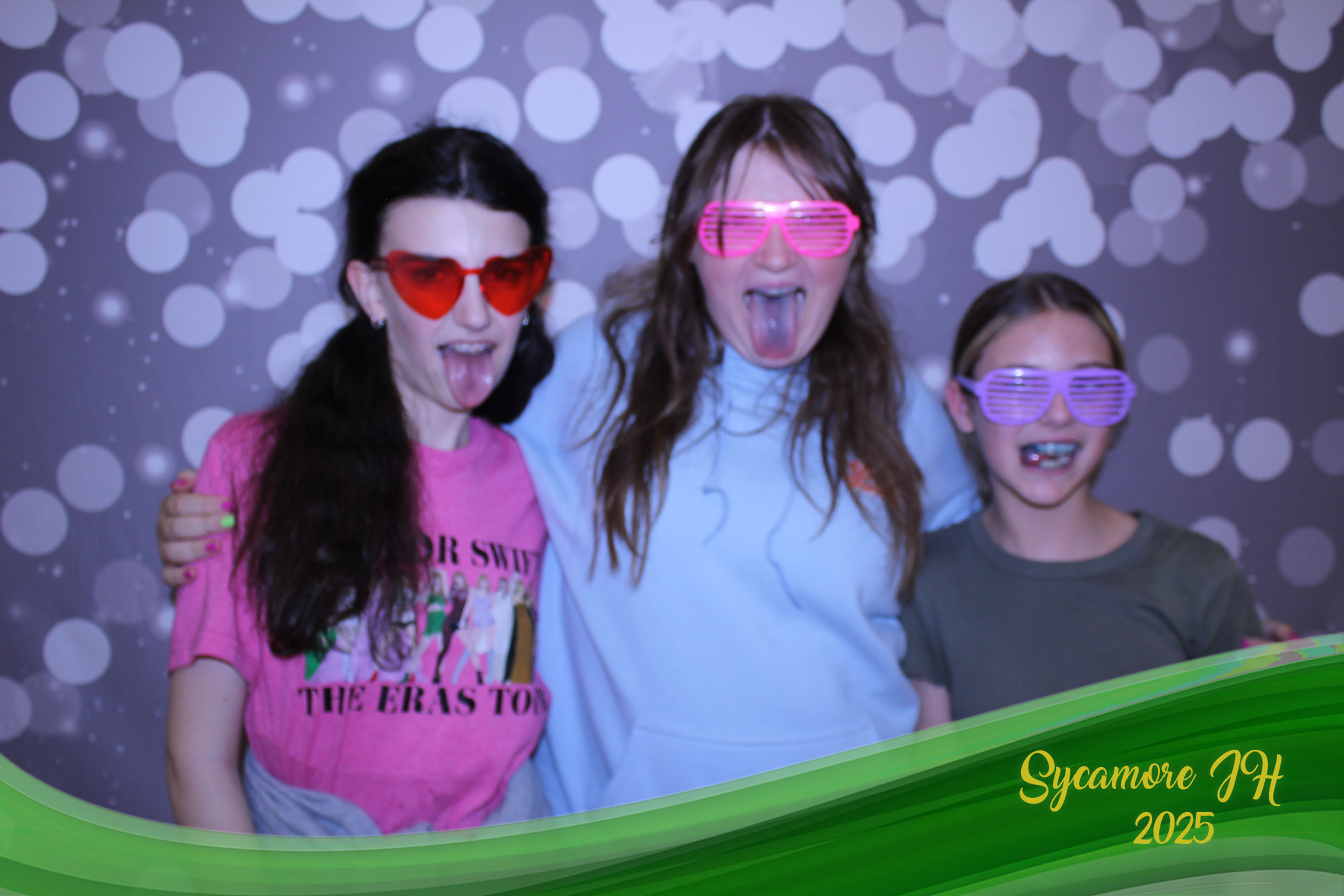 SJHS Fundraiser | View more photos from the event at gallery.photoboothcincy.com/u/PhotoBoothCincy/SJHS-Fundraiser