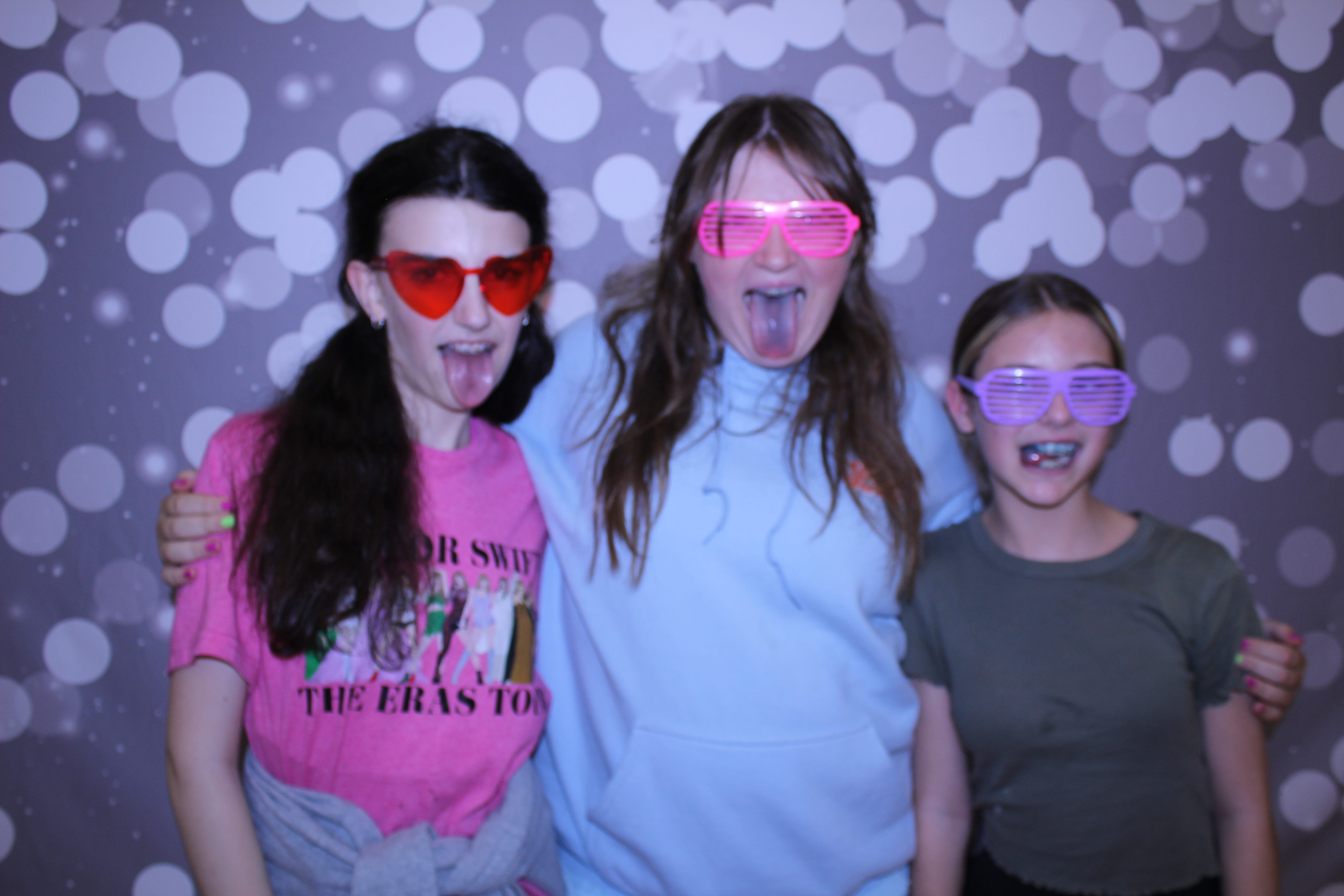 SJHS Fundraiser | View more photos from the event at gallery.photoboothcincy.com/u/PhotoBoothCincy/SJHS-Fundraiser