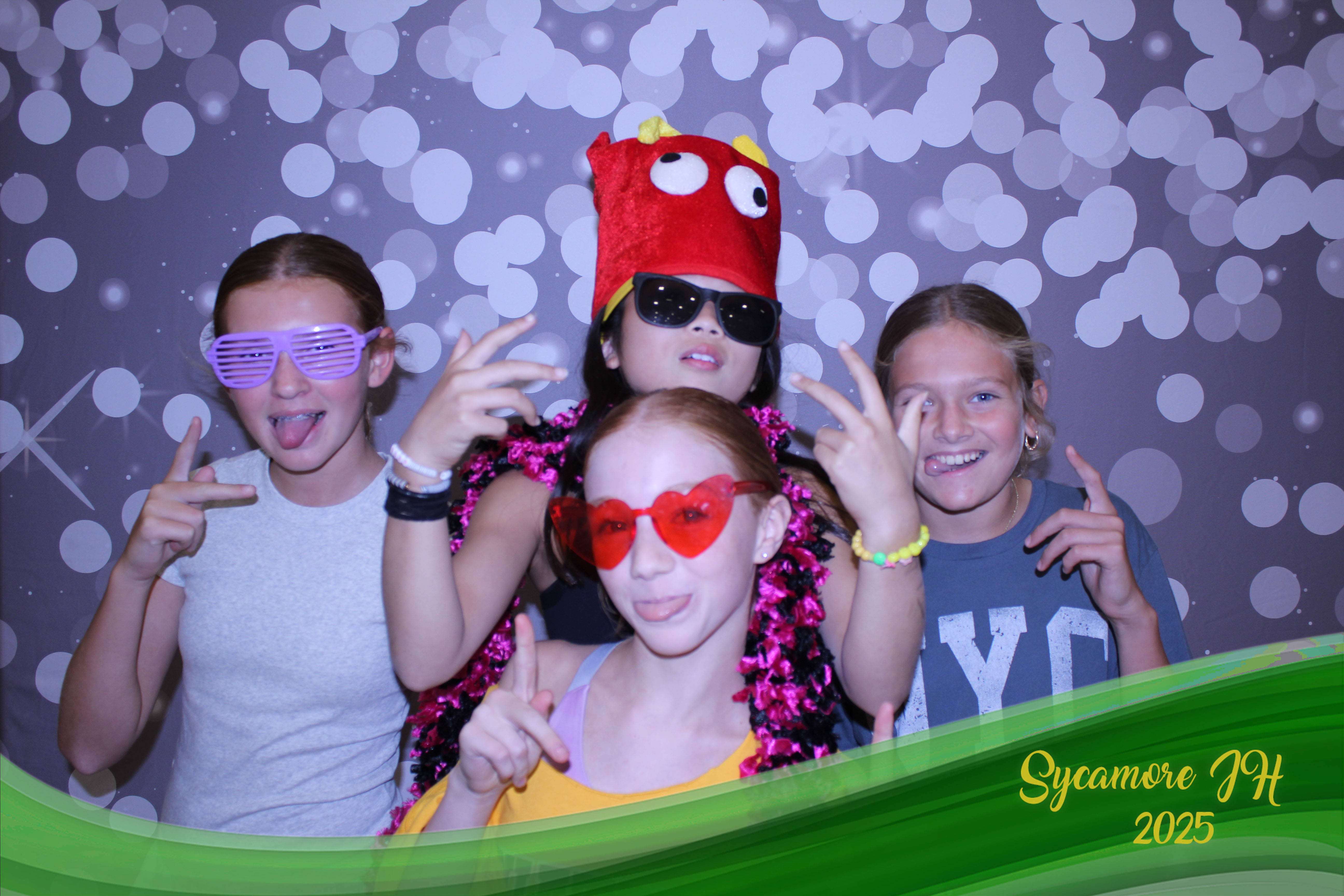 SJHS Fundraiser | View more photos from the event at gallery.photoboothcincy.com/u/PhotoBoothCincy/SJHS-Fundraiser
