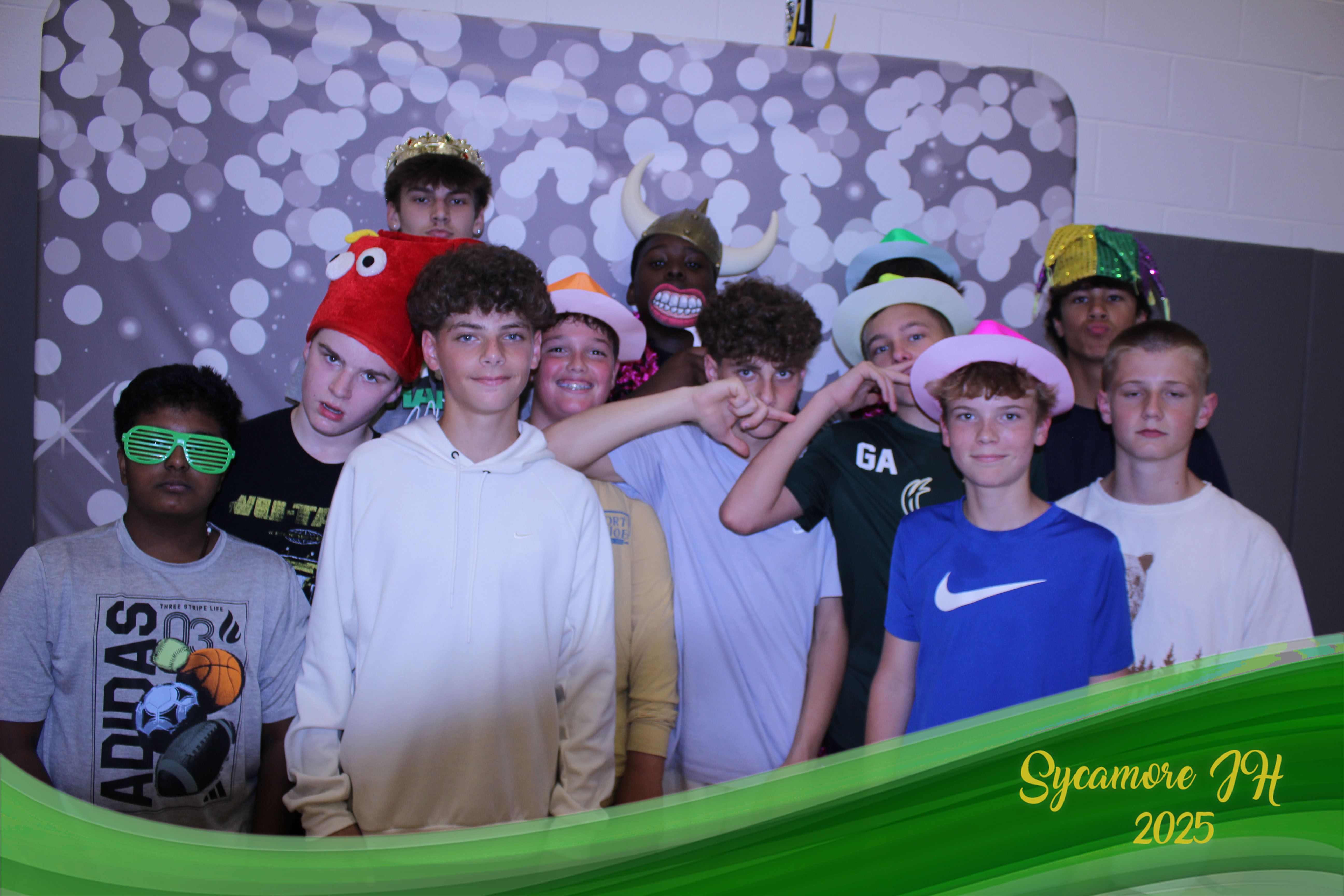 SJHS Fundraiser | View more photos from the event at gallery.photoboothcincy.com/u/PhotoBoothCincy/SJHS-Fundraiser