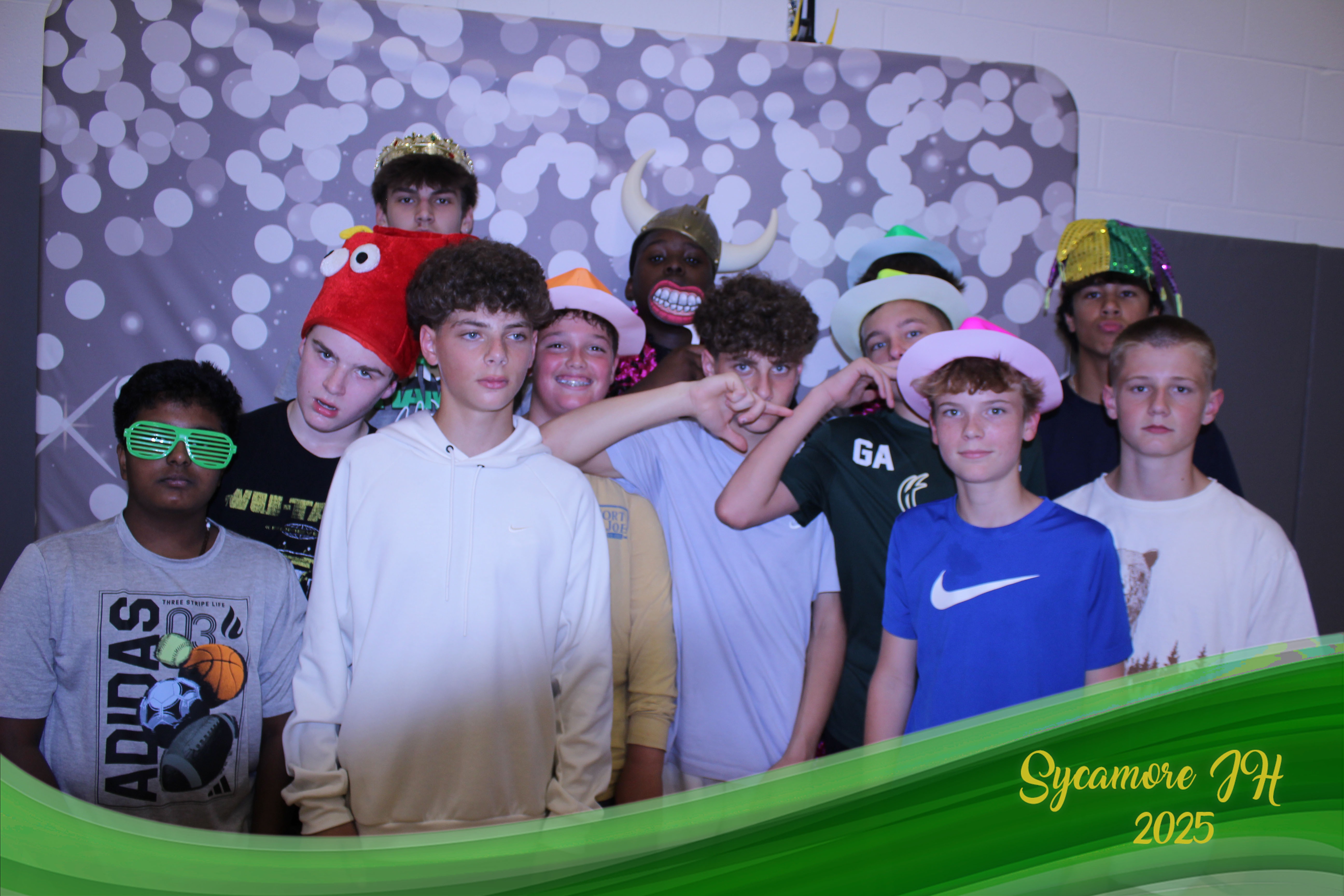 SJHS Fundraiser | View more photos from the event at gallery.photoboothcincy.com/u/PhotoBoothCincy/SJHS-Fundraiser
