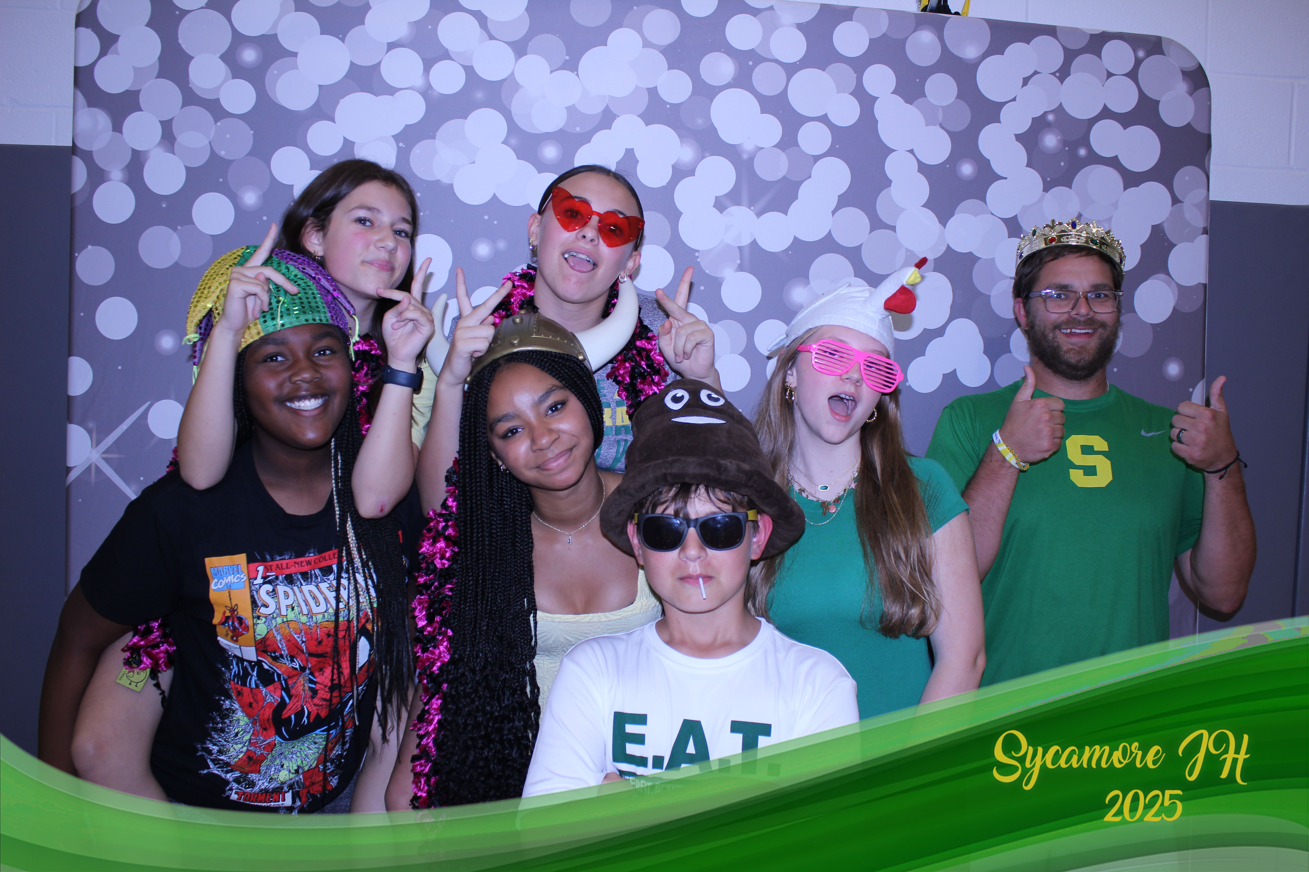 SJHS Fundraiser | View more photos from the event at gallery.photoboothcincy.com/u/PhotoBoothCincy/SJHS-Fundraiser