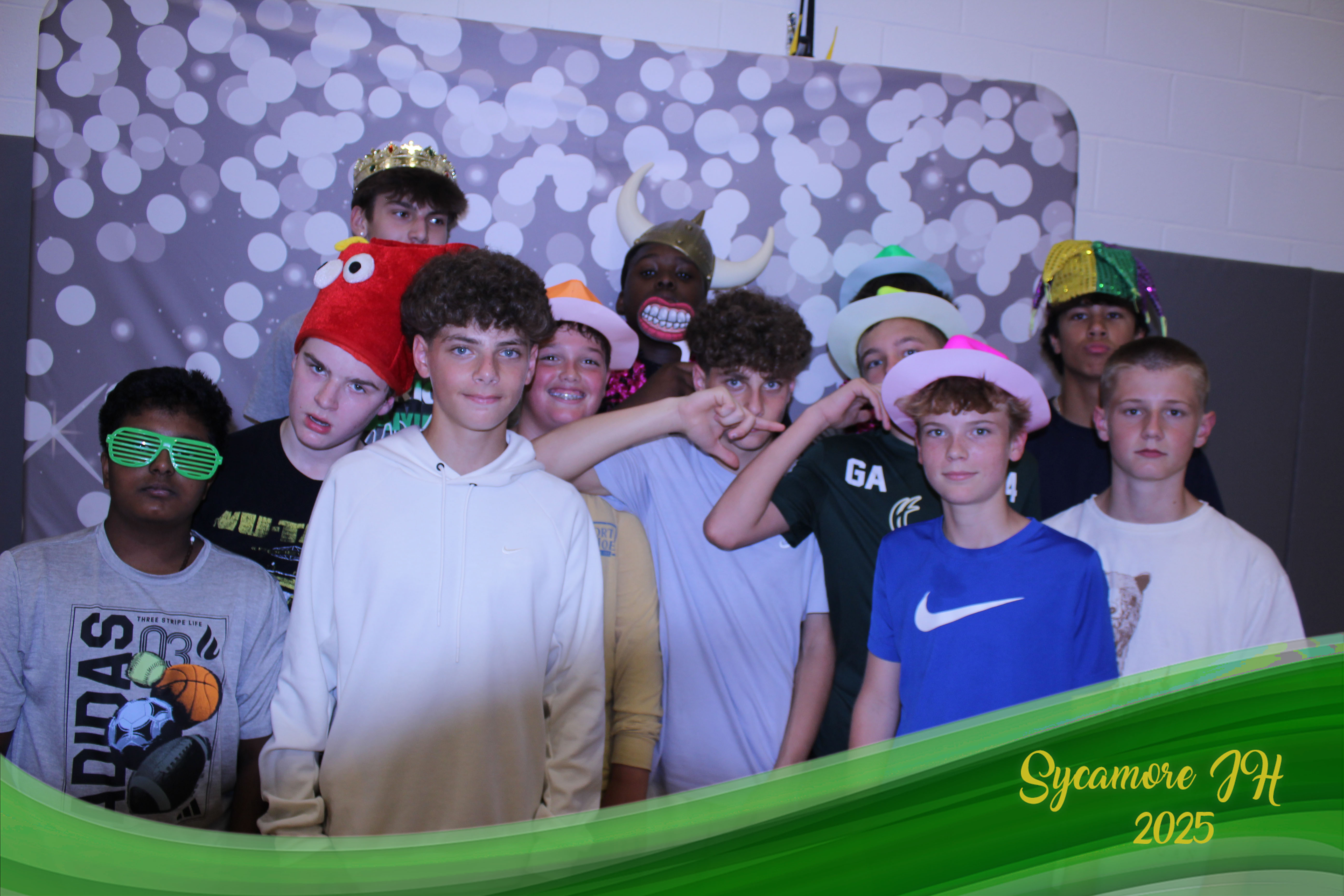 SJHS Fundraiser | View more photos from the event at gallery.photoboothcincy.com/u/PhotoBoothCincy/SJHS-Fundraiser