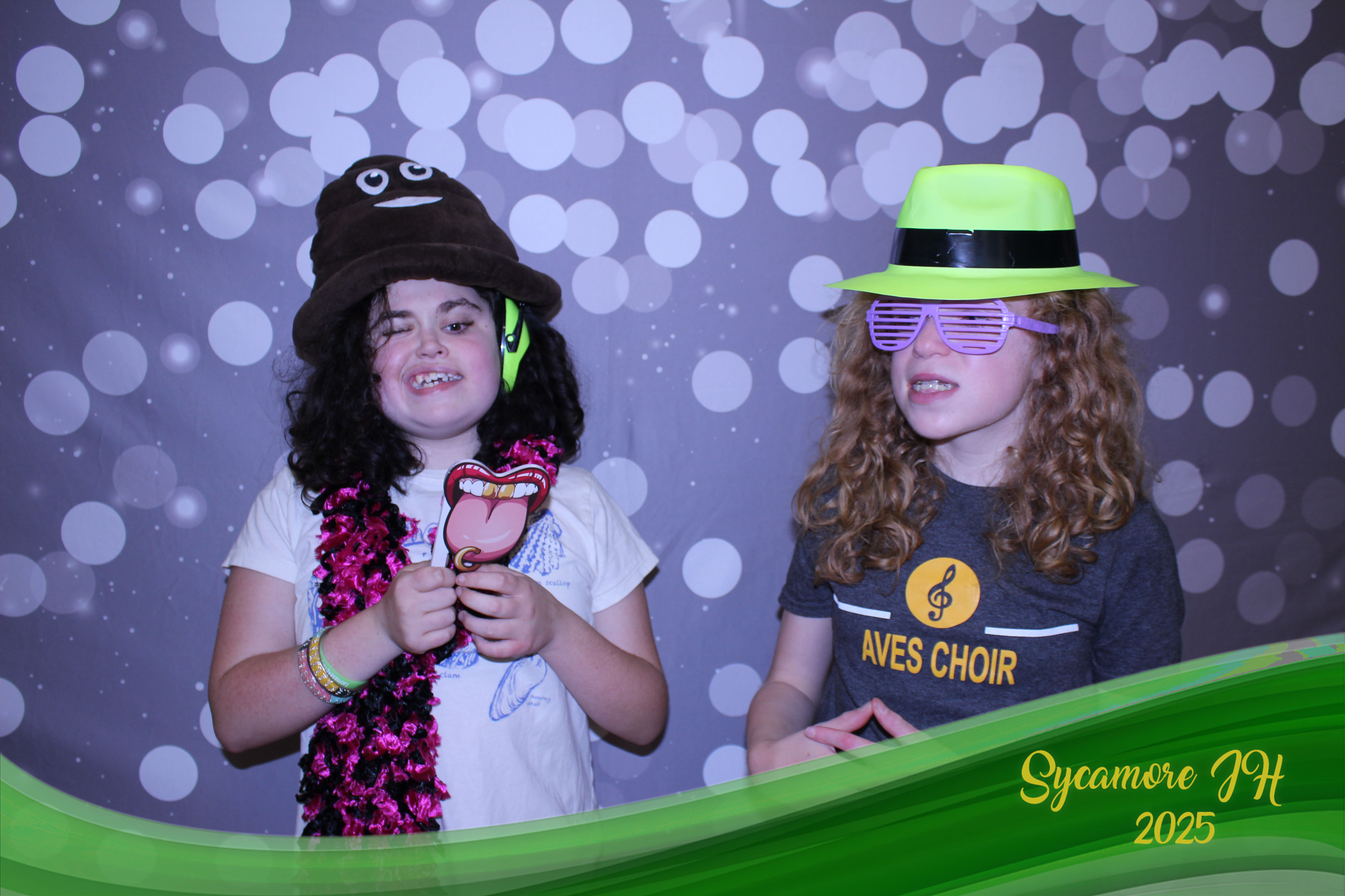 SJHS Fundraiser | View more photos from the event at gallery.photoboothcincy.com/u/PhotoBoothCincy/SJHS-Fundraiser