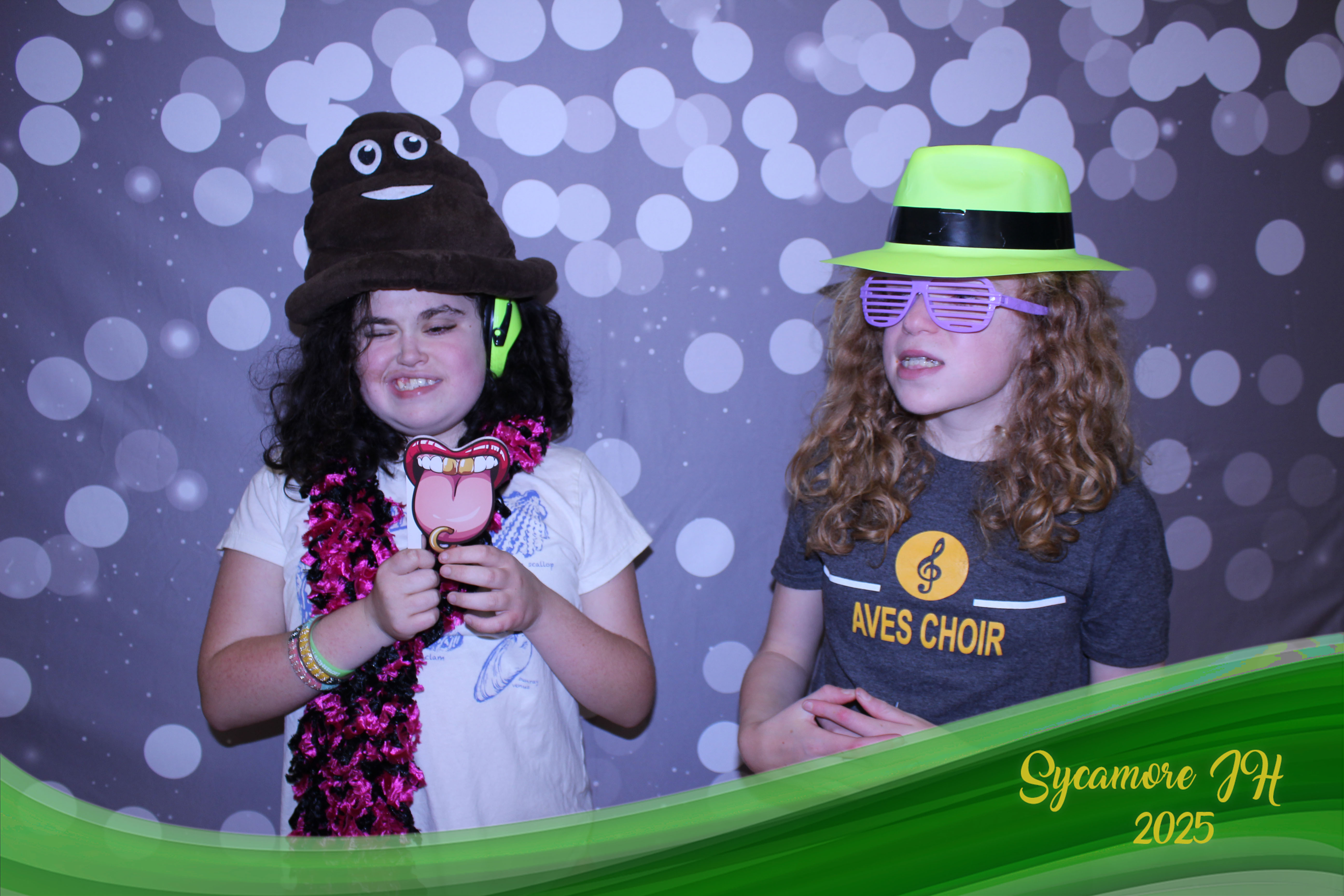 SJHS Fundraiser | View more photos from the event at gallery.photoboothcincy.com/u/PhotoBoothCincy/SJHS-Fundraiser