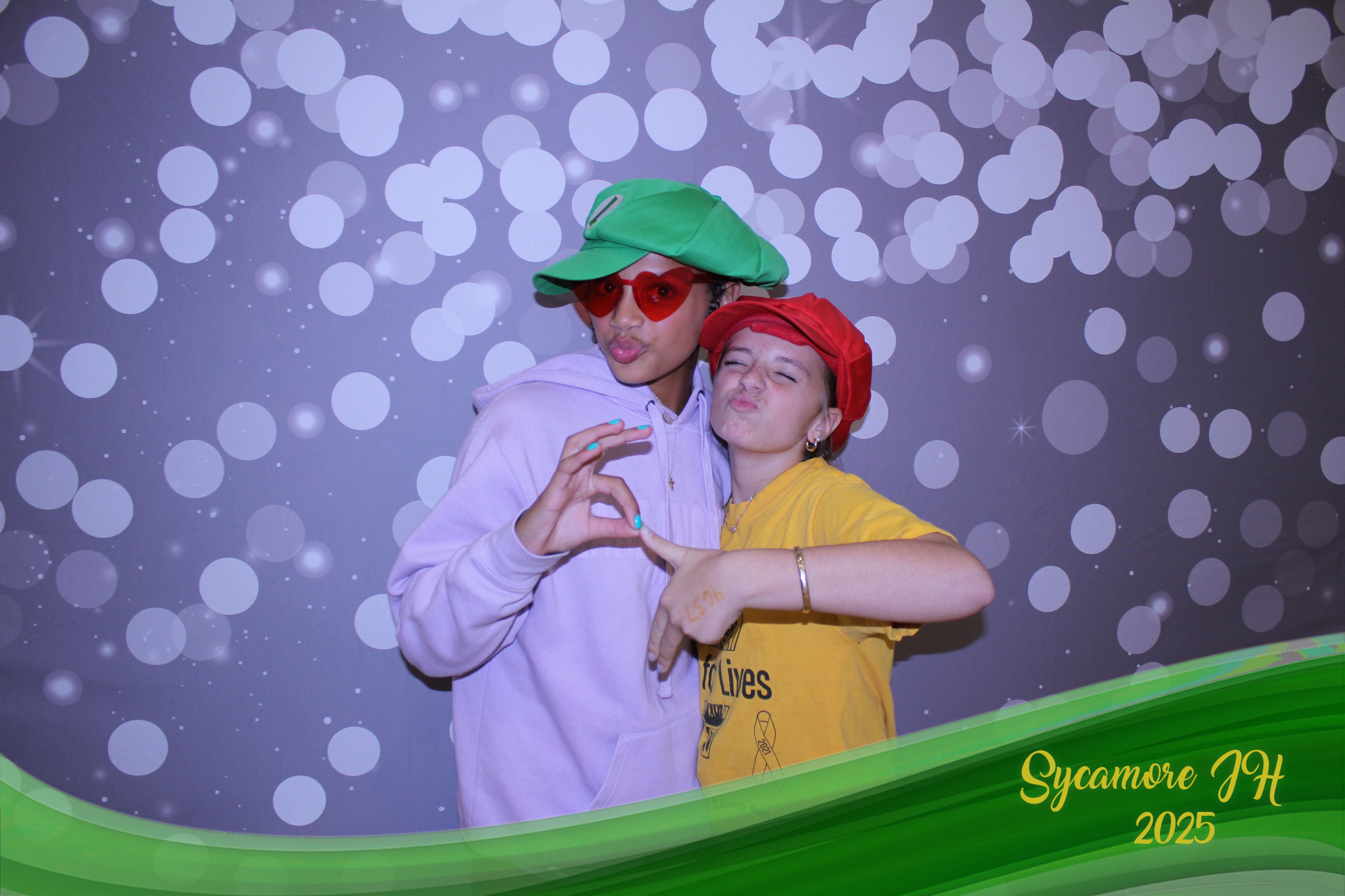 SJHS Fundraiser | View more photos from the event at gallery.photoboothcincy.com/u/PhotoBoothCincy/SJHS-Fundraiser