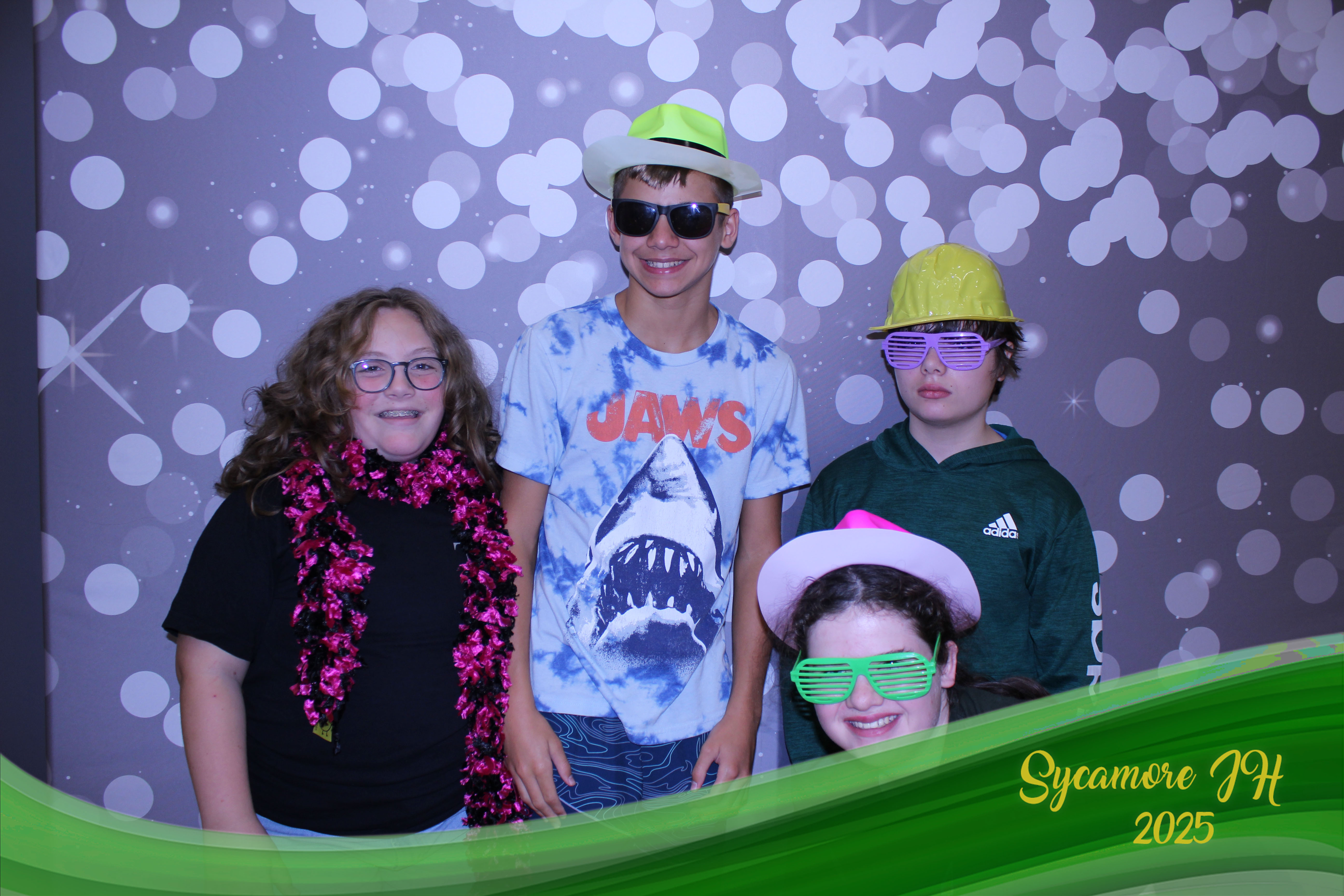SJHS Fundraiser | View more photos from the event at gallery.photoboothcincy.com/u/PhotoBoothCincy/SJHS-Fundraiser