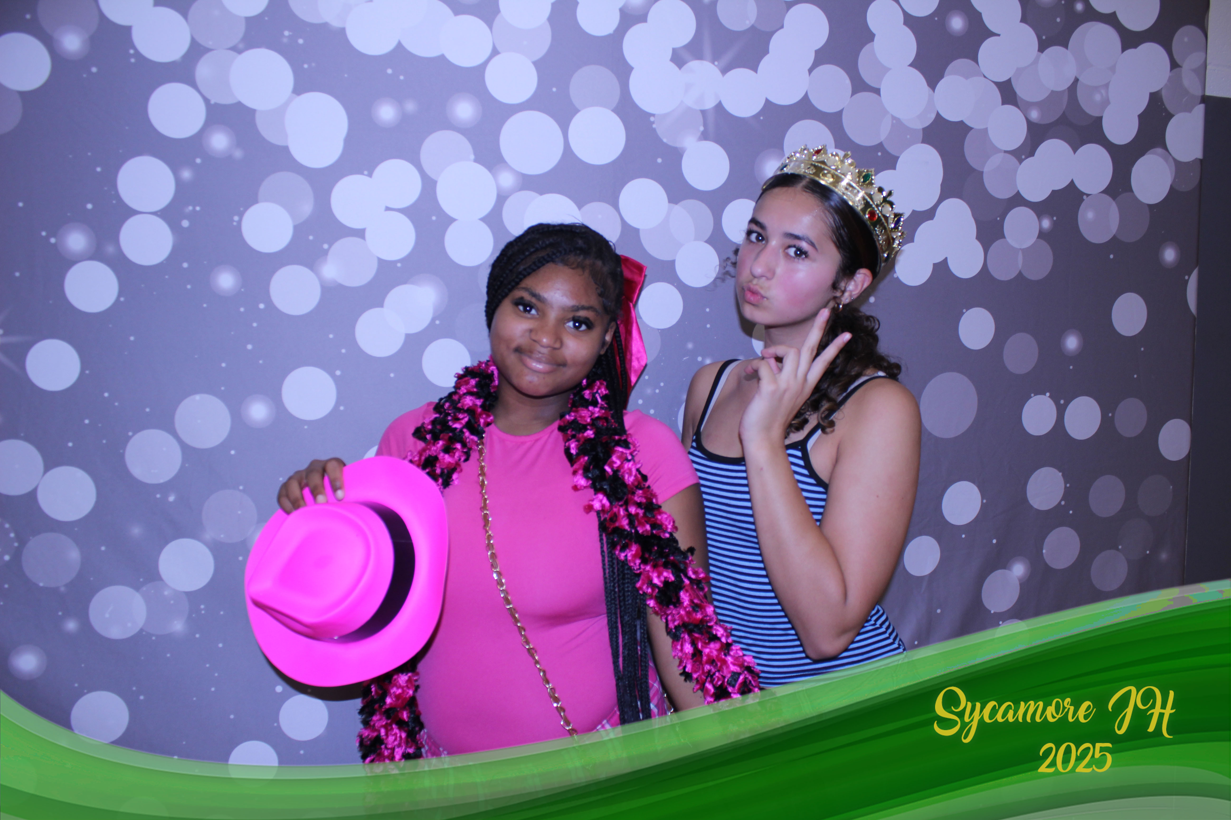 SJHS Fundraiser | View more photos from the event at gallery.photoboothcincy.com/u/PhotoBoothCincy/SJHS-Fundraiser
