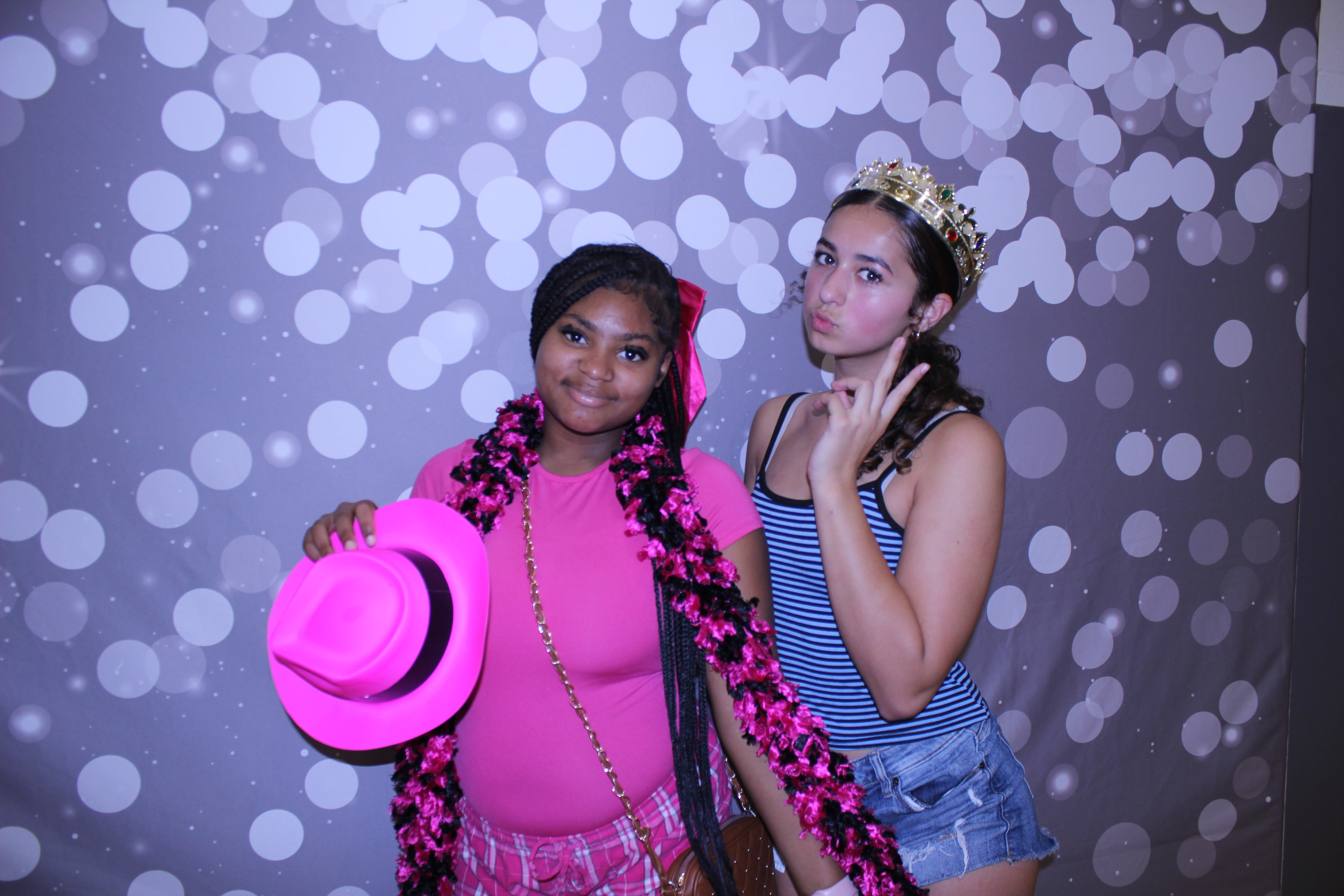 SJHS Fundraiser | View more photos from the event at gallery.photoboothcincy.com/u/PhotoBoothCincy/SJHS-Fundraiser