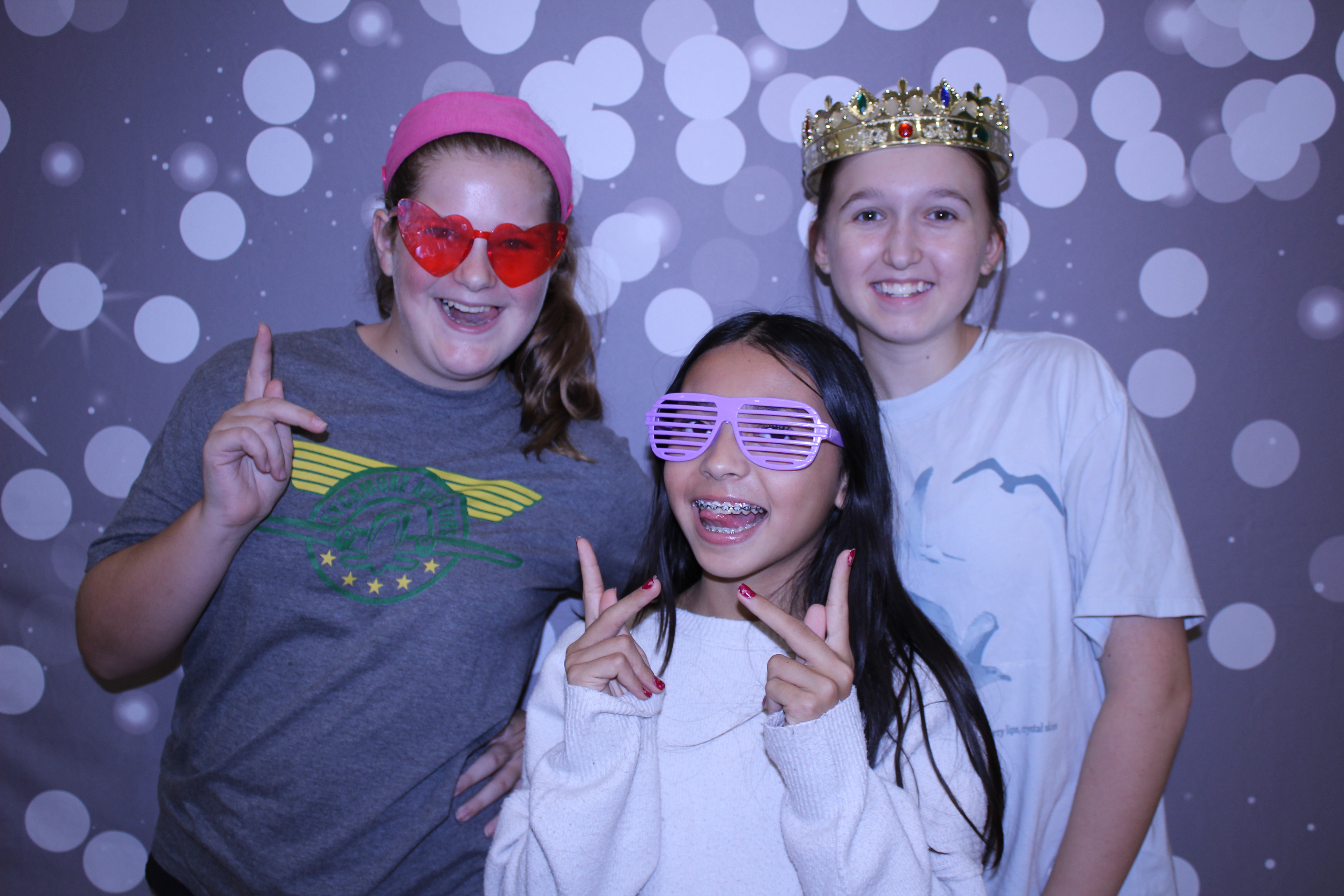 SJHS Fundraiser | View more photos from the event at gallery.photoboothcincy.com/u/PhotoBoothCincy/SJHS-Fundraiser
