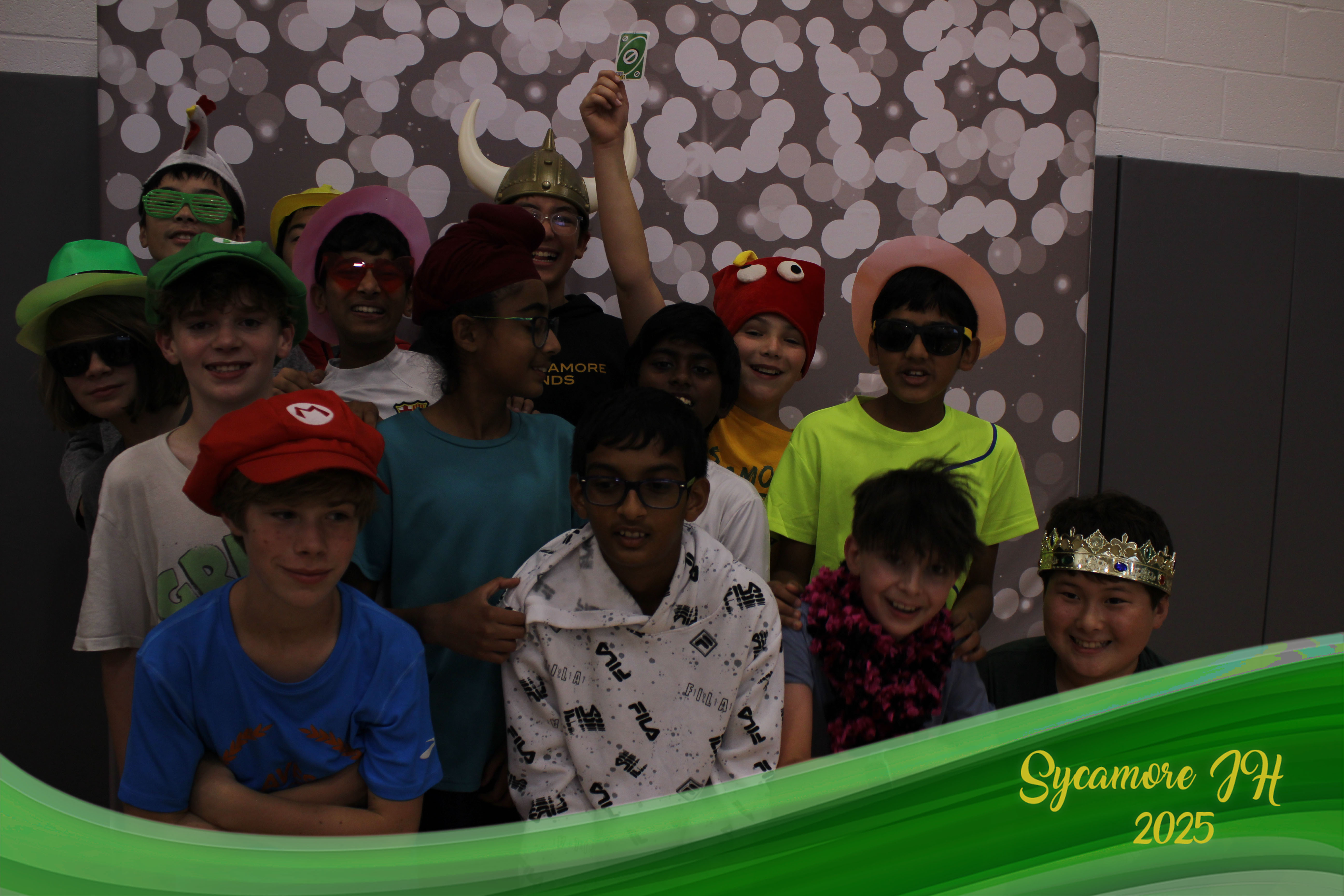 SJHS Fundraiser | View more photos from the event at gallery.photoboothcincy.com/u/PhotoBoothCincy/SJHS-Fundraiser