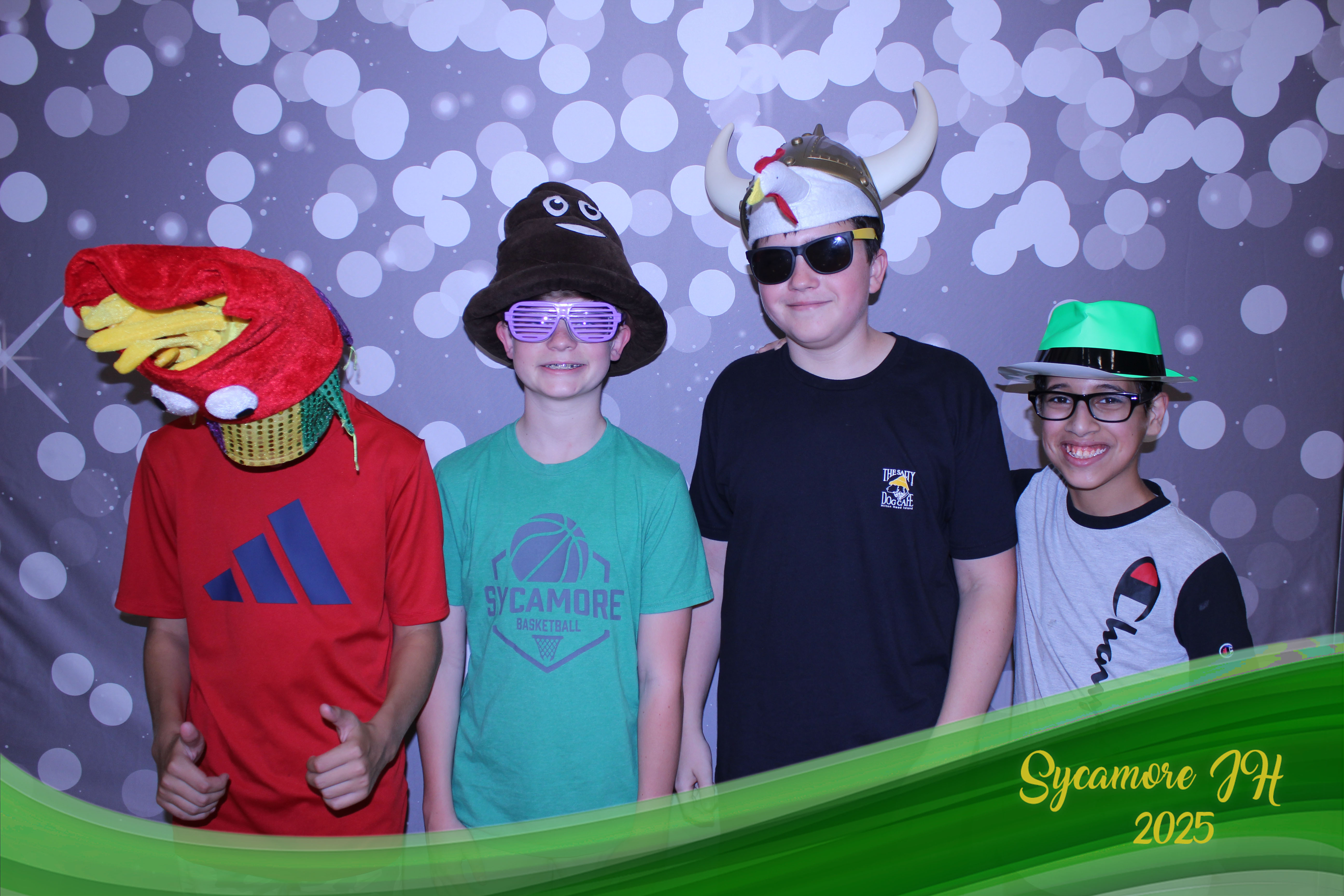 SJHS Fundraiser | View more photos from the event at gallery.photoboothcincy.com/u/PhotoBoothCincy/SJHS-Fundraiser
