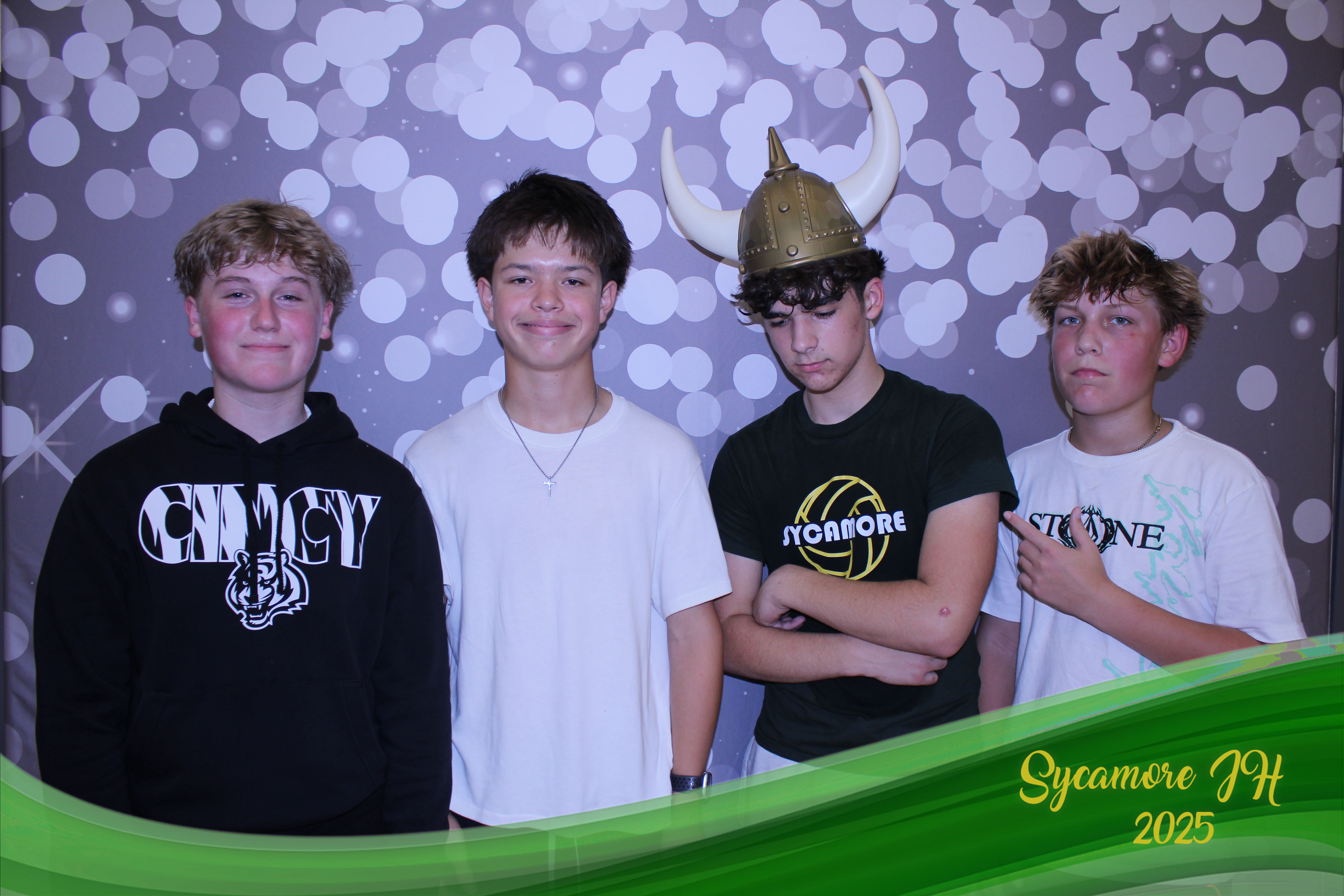 SJHS Fundraiser | View more photos from the event at gallery.photoboothcincy.com/u/PhotoBoothCincy/SJHS-Fundraiser