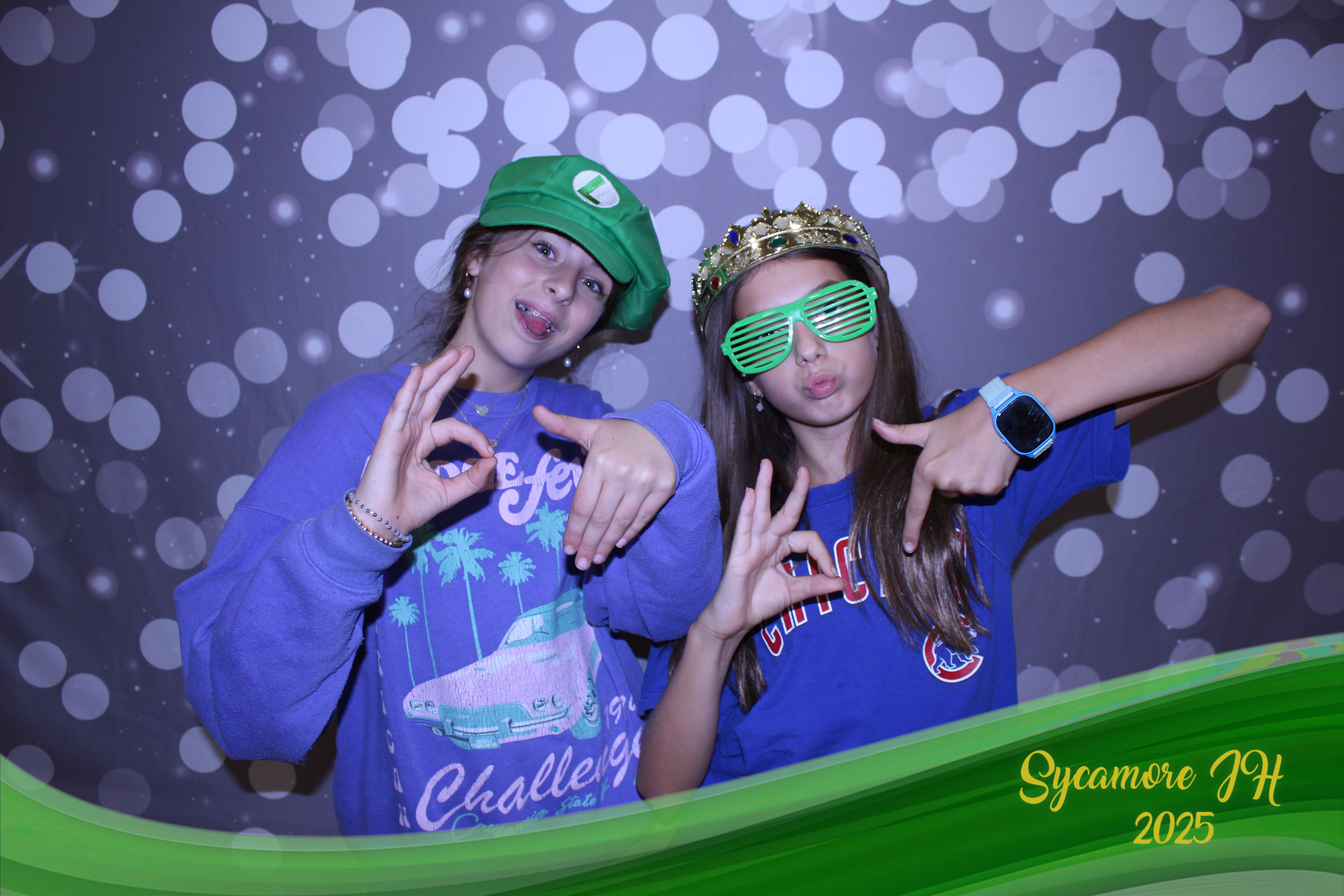 SJHS Fundraiser | View more photos from the event at gallery.photoboothcincy.com/u/PhotoBoothCincy/SJHS-Fundraiser