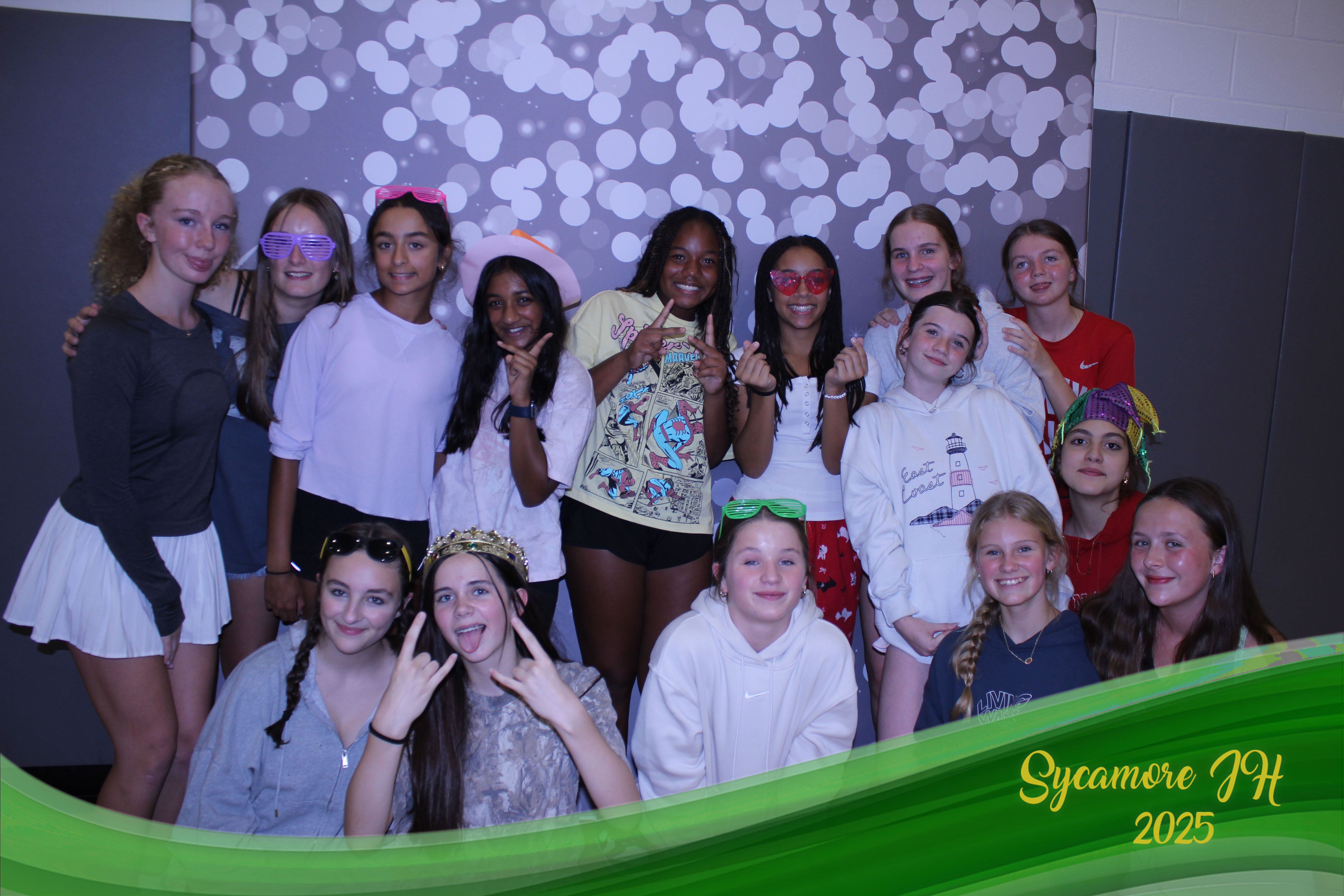SJHS Fundraiser | View more photos from the event at gallery.photoboothcincy.com/u/PhotoBoothCincy/SJHS-Fundraiser