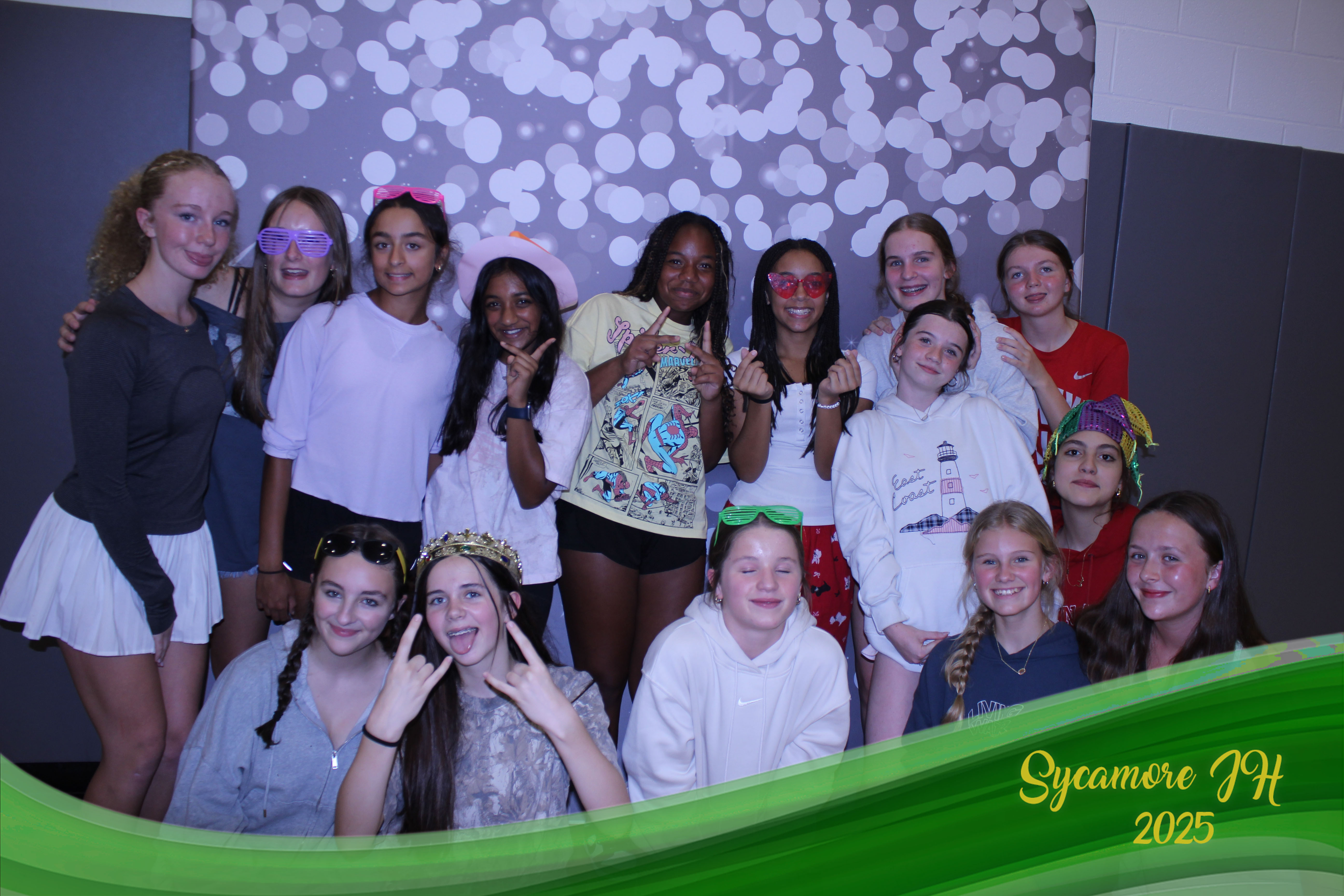 SJHS Fundraiser | View more photos from the event at gallery.photoboothcincy.com/u/PhotoBoothCincy/SJHS-Fundraiser