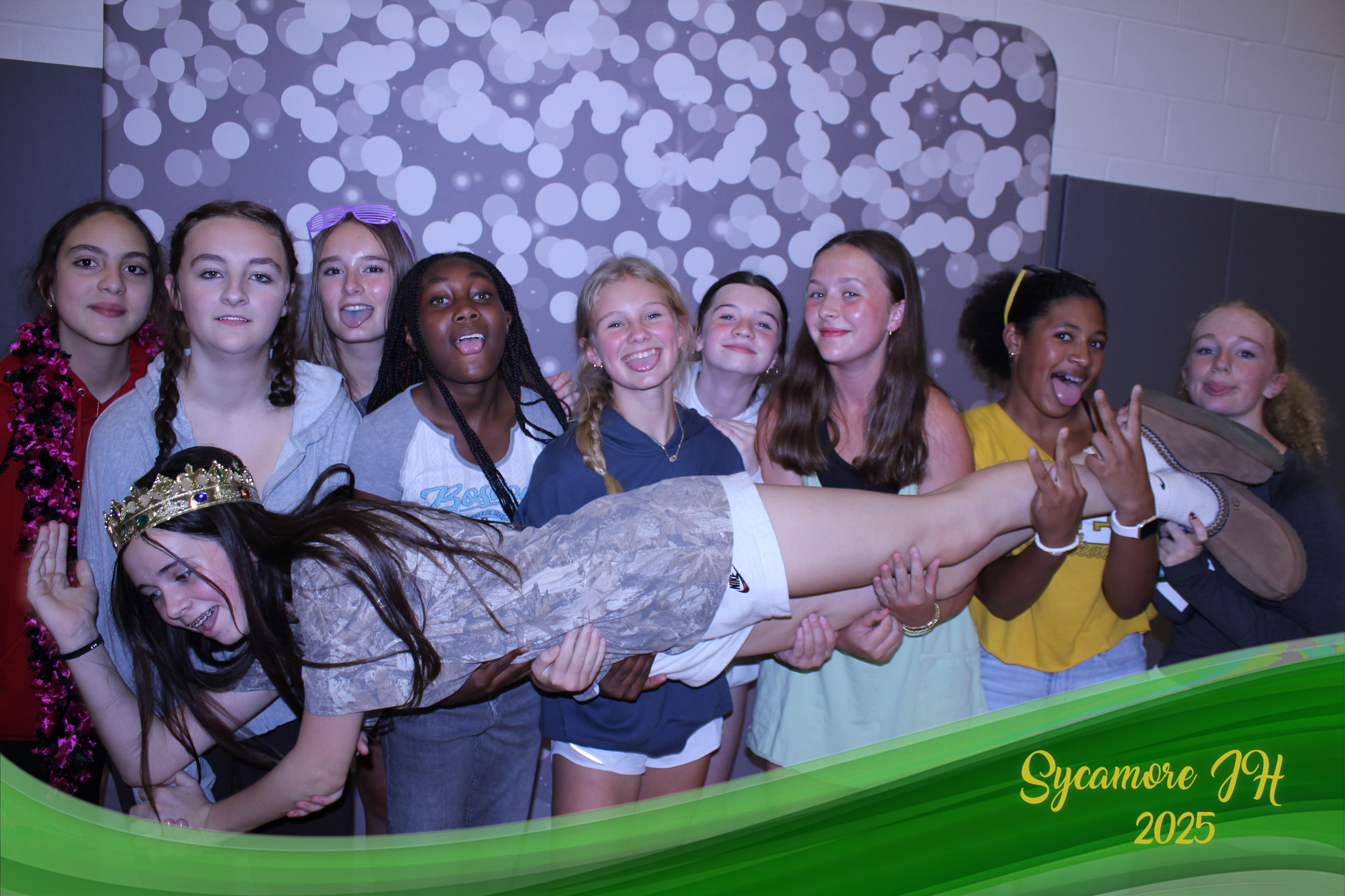SJHS Fundraiser | View more photos from the event at gallery.photoboothcincy.com/u/PhotoBoothCincy/SJHS-Fundraiser