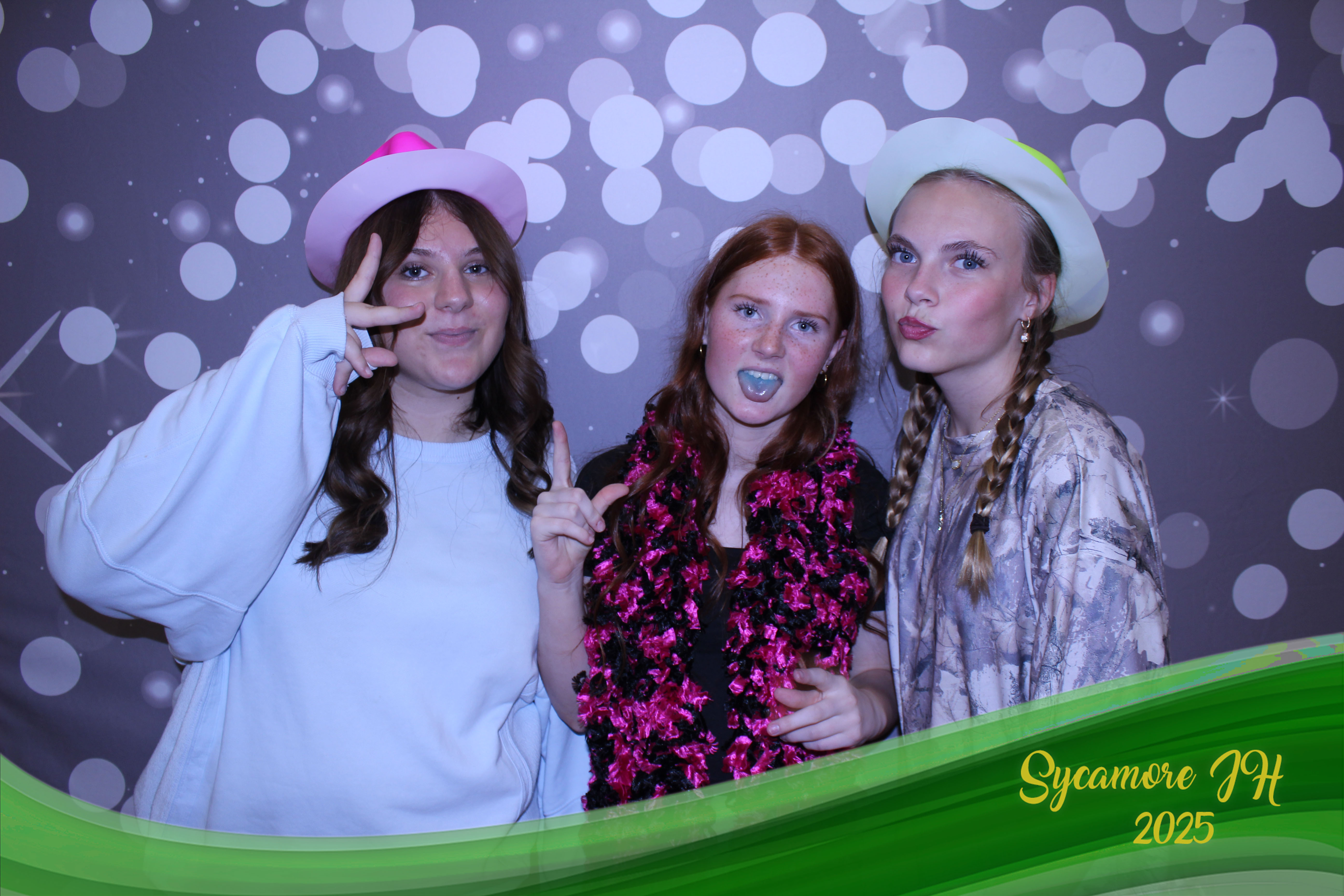 SJHS Fundraiser | View more photos from the event at gallery.photoboothcincy.com/u/PhotoBoothCincy/SJHS-Fundraiser