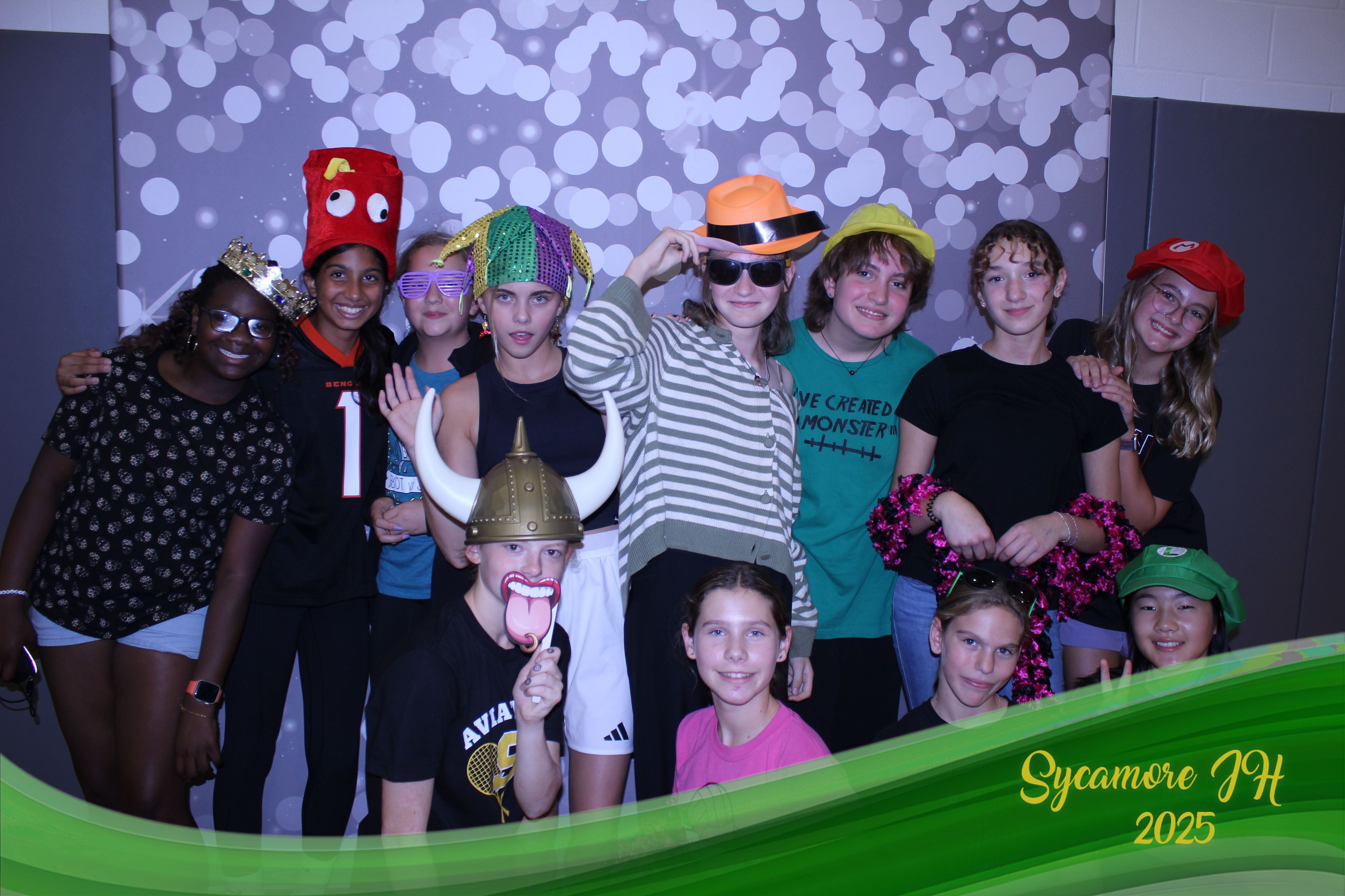SJHS Fundraiser | View more photos from the event at gallery.photoboothcincy.com/u/PhotoBoothCincy/SJHS-Fundraiser