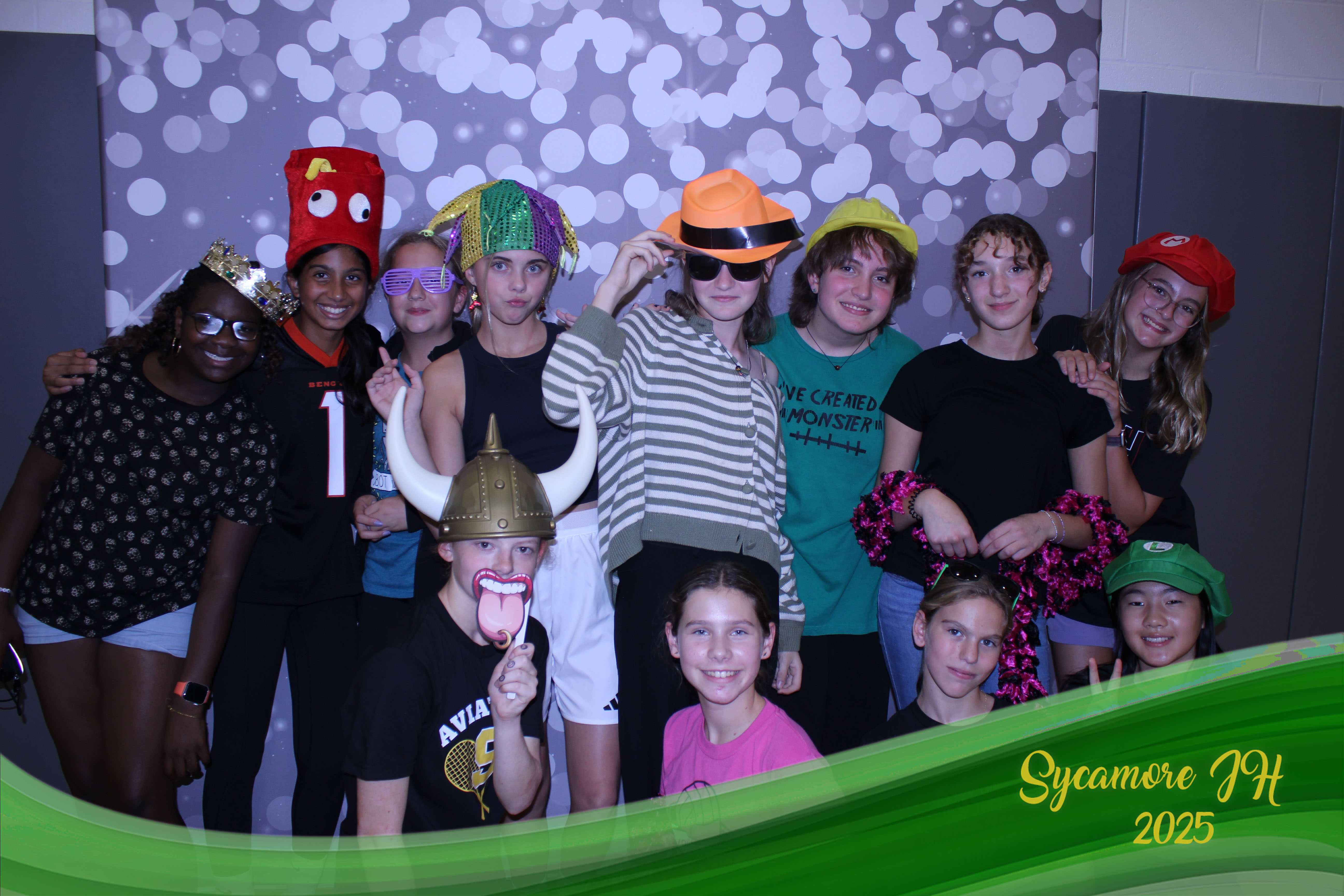 SJHS Fundraiser | View more photos from the event at gallery.photoboothcincy.com/u/PhotoBoothCincy/SJHS-Fundraiser