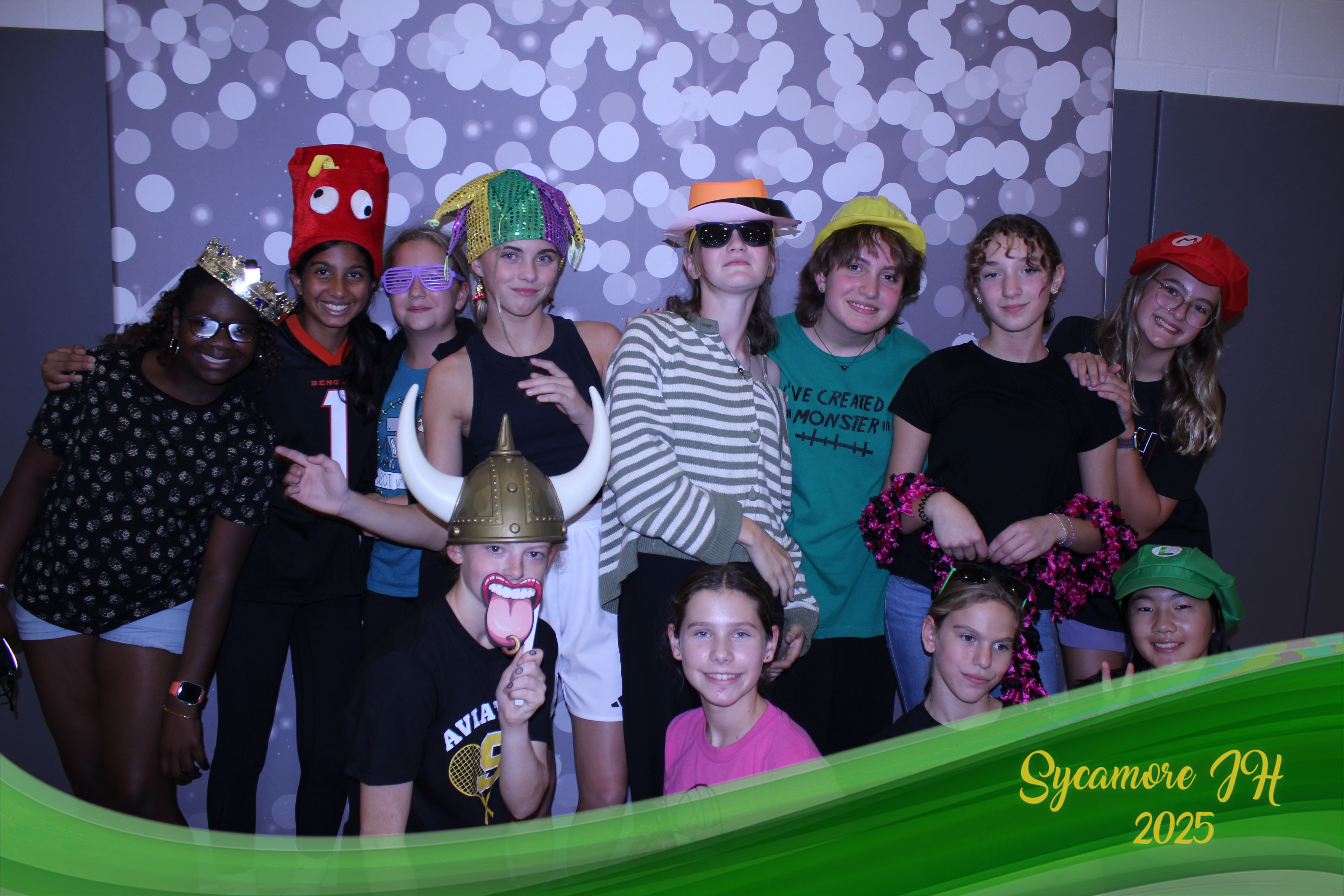 SJHS Fundraiser | View more photos from the event at gallery.photoboothcincy.com/u/PhotoBoothCincy/SJHS-Fundraiser
